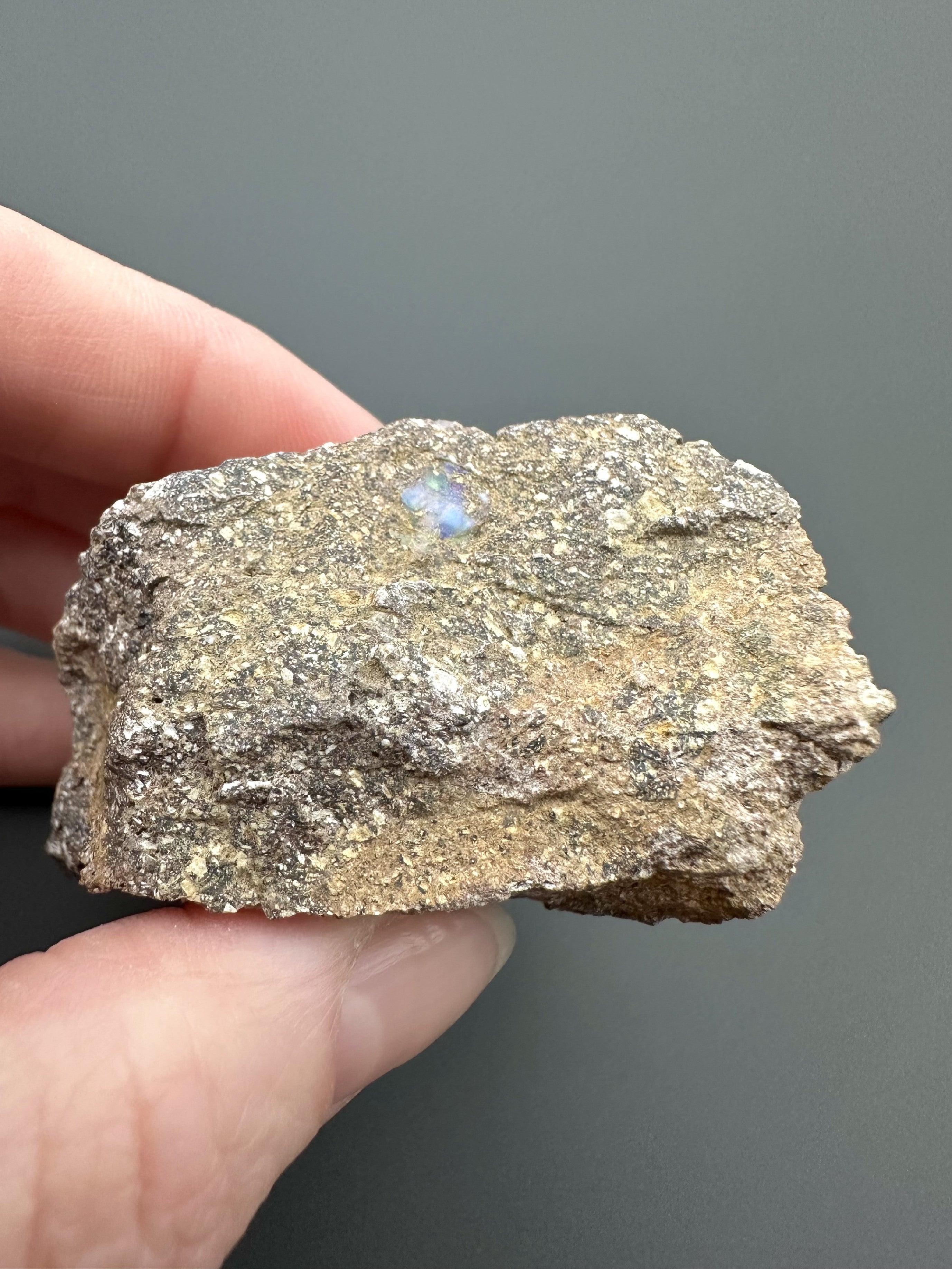 Precious opal – Dubnik, Slovakia - SOP088