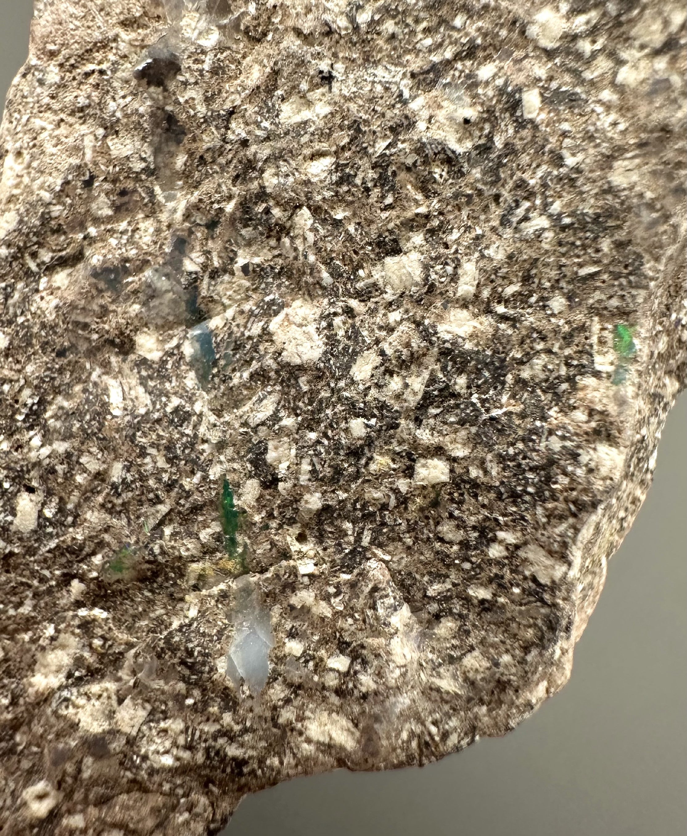 Precious opal – Dubnik, Slovakia - SOP090
