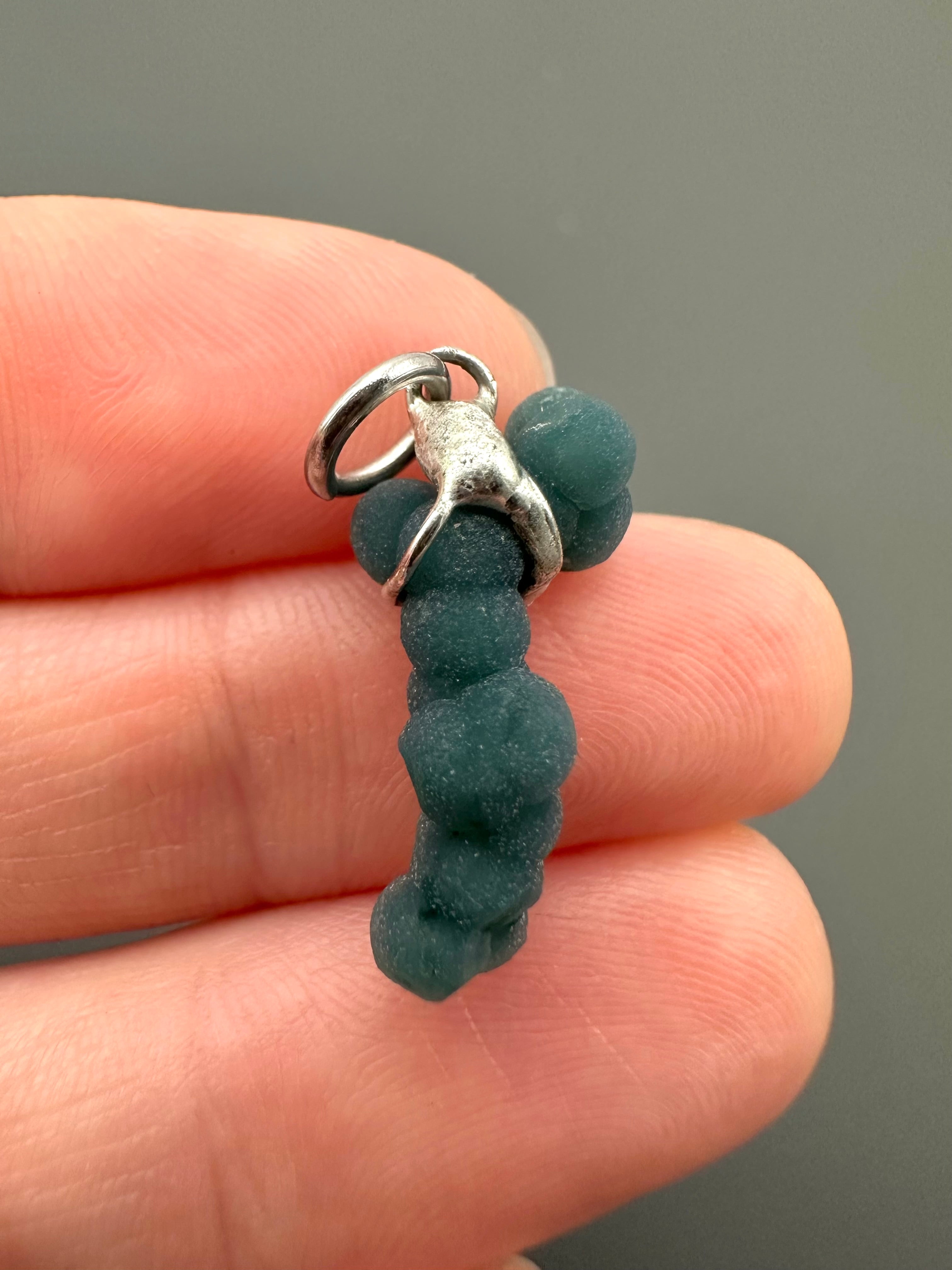 Grape chalcedony pendant - P/HCH75