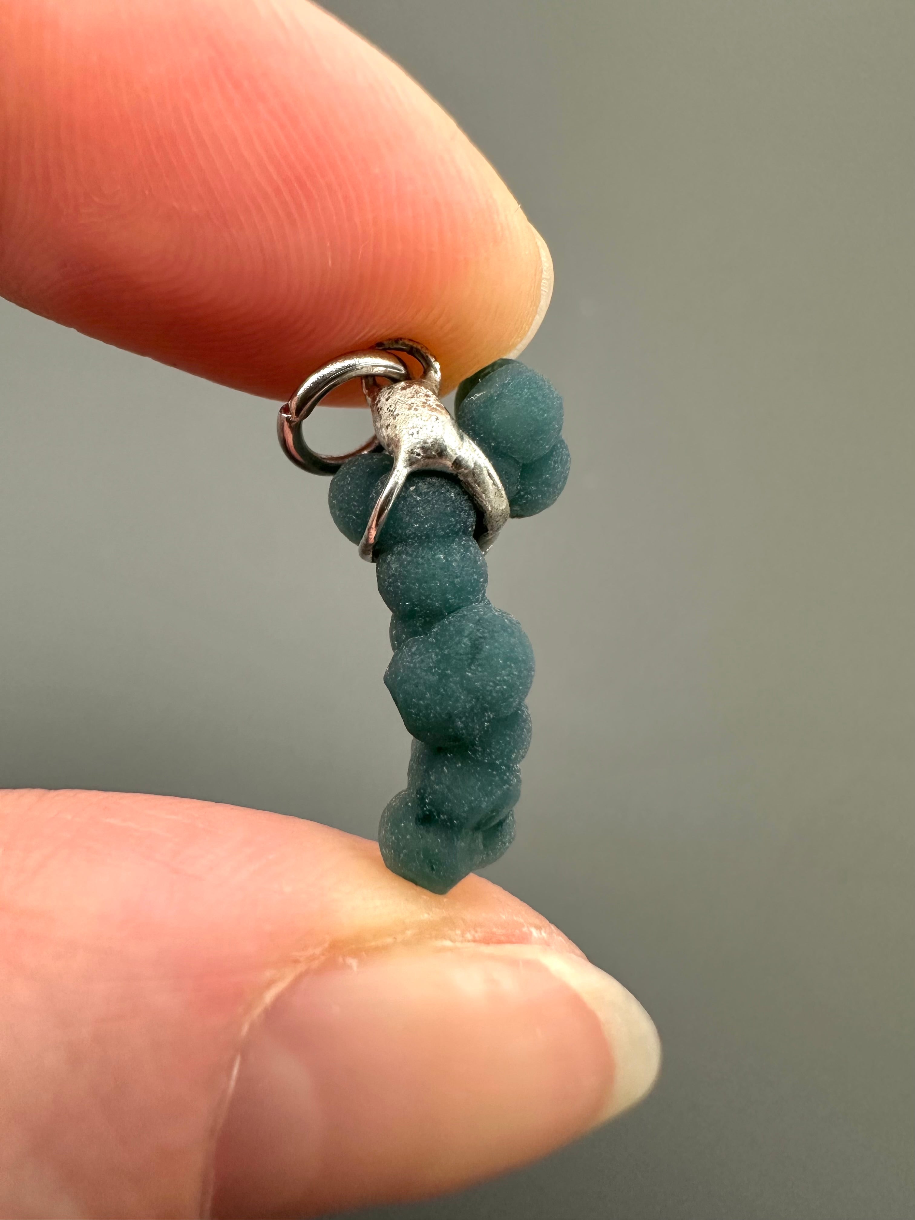 Grape chalcedony pendant - P/HCH75