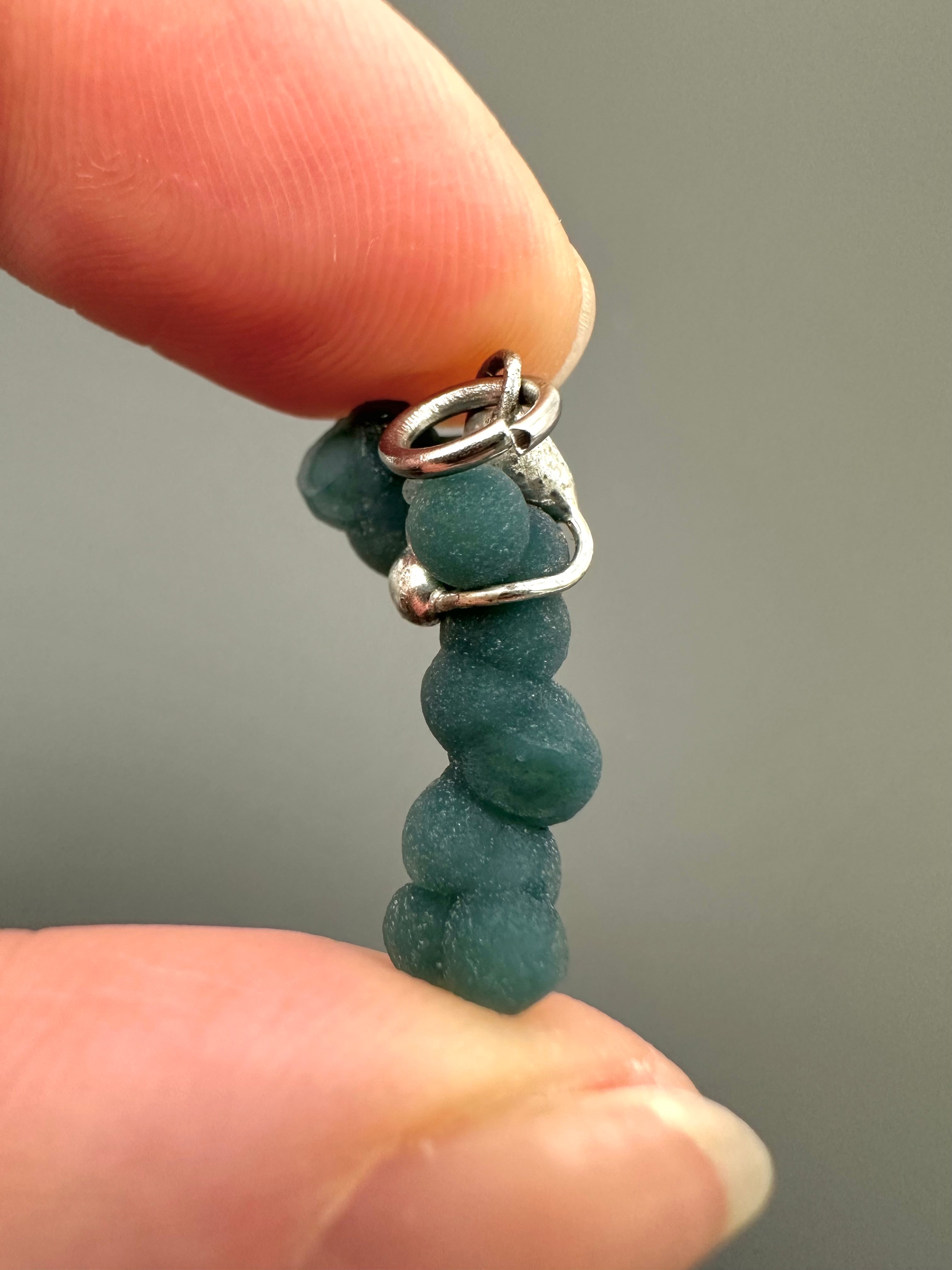 Grape chalcedony pendant - P/HCH75