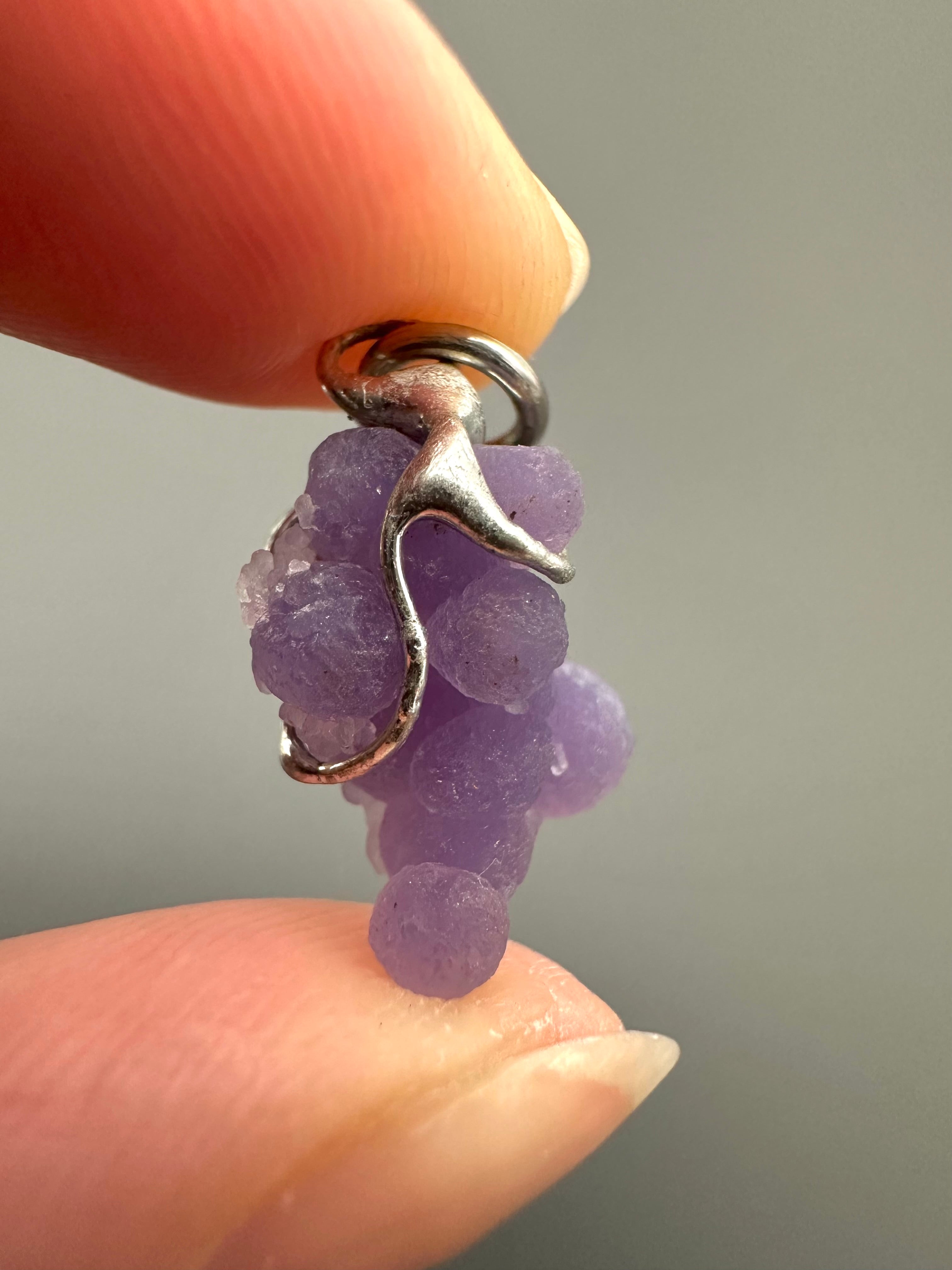 Grape chalcedony pendant - P/HCH76