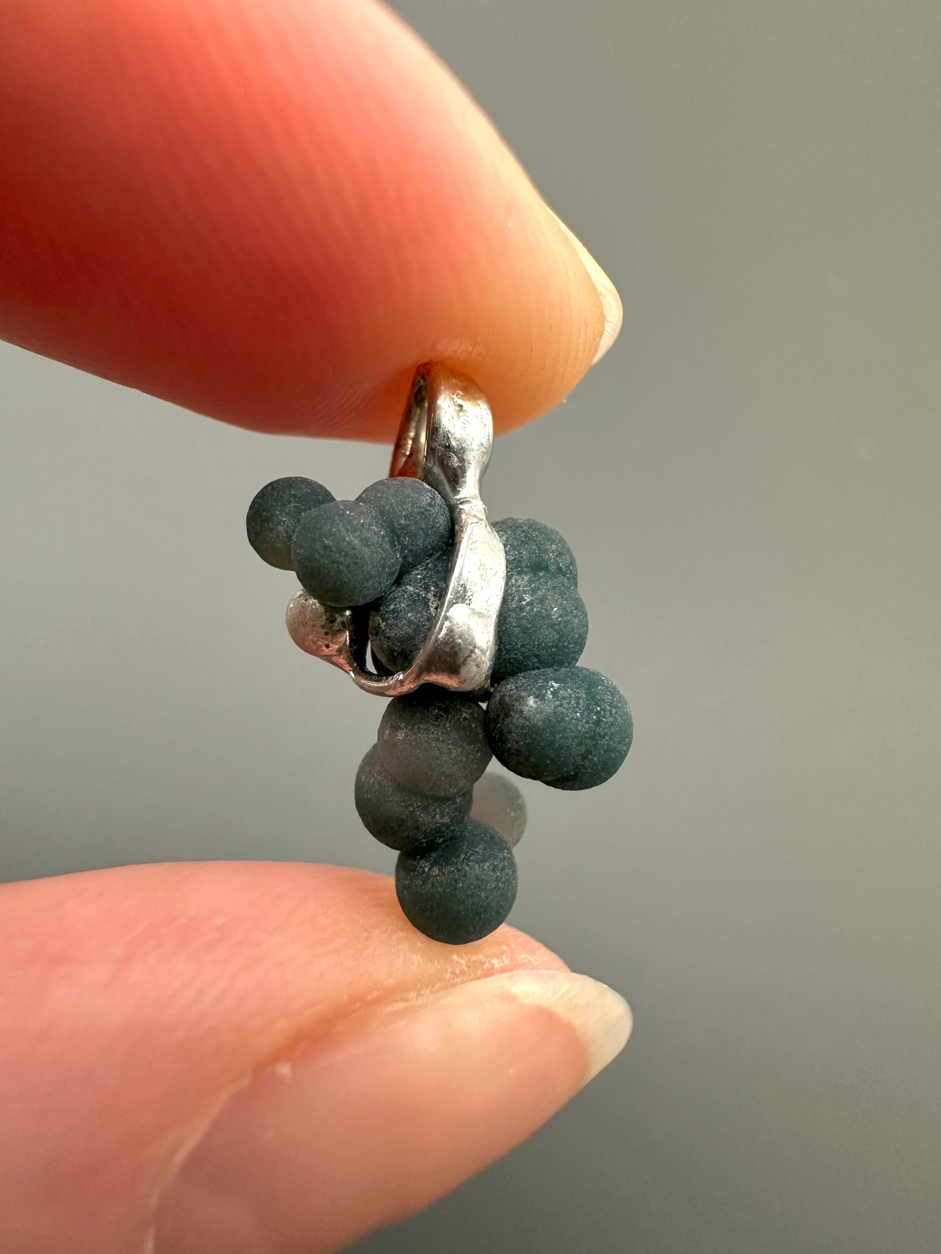 Grape chalcedony pendant - P/HCH79