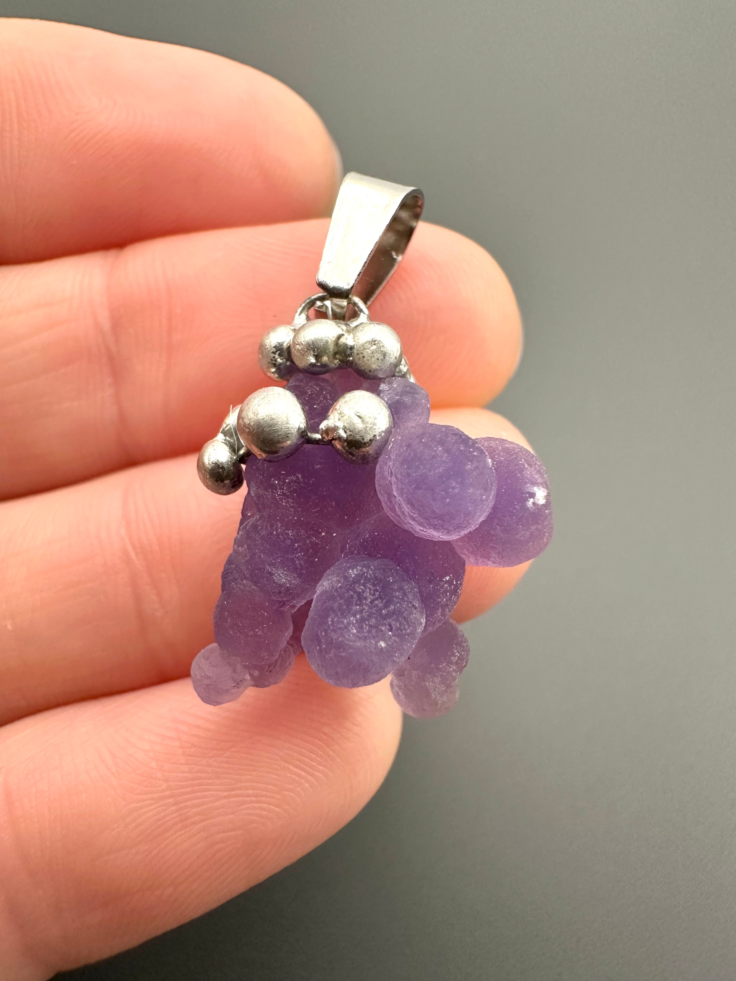 Grape chalcedony pendant - P/HCH83