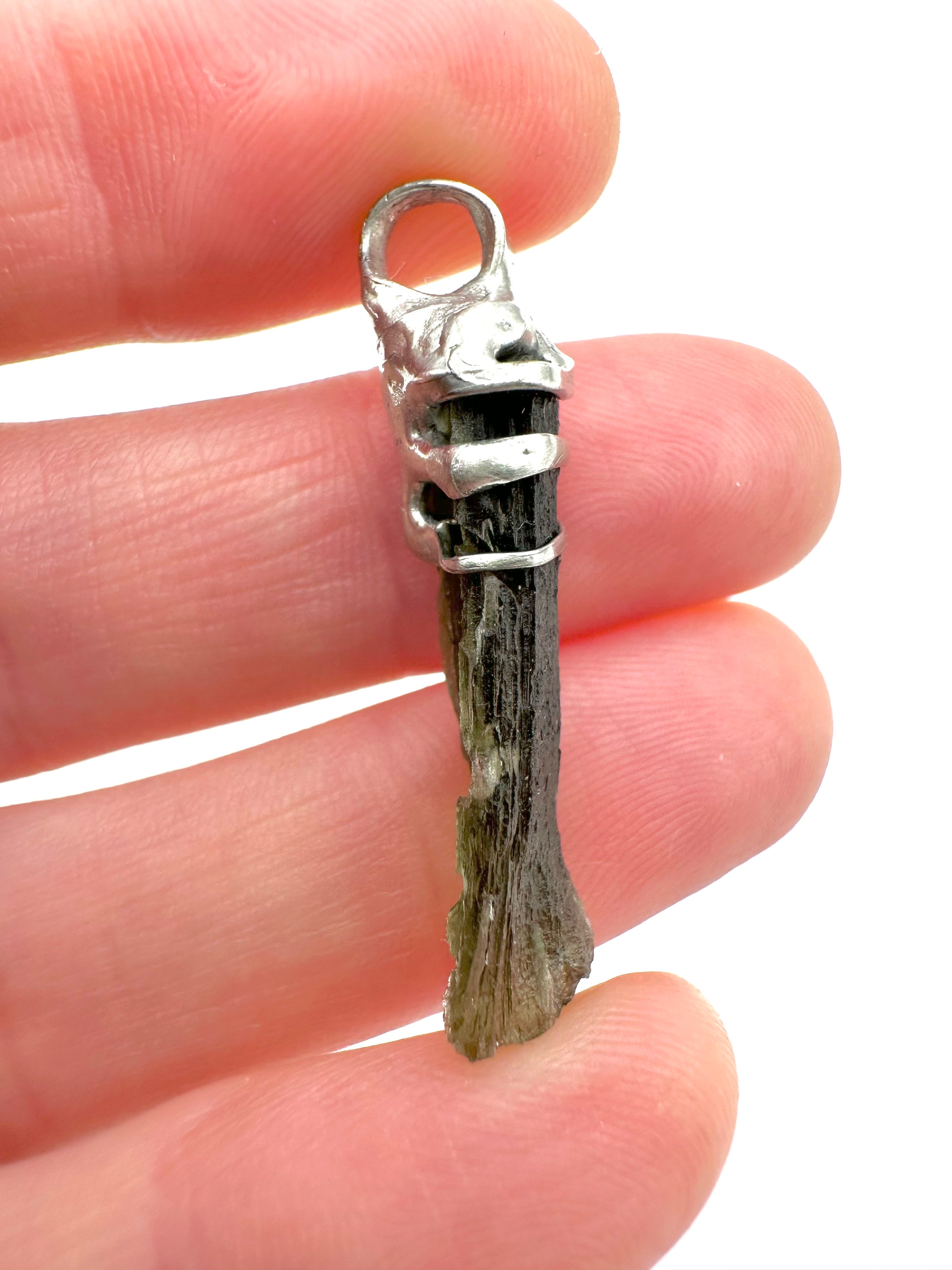 Moldavite pendant - P/V266