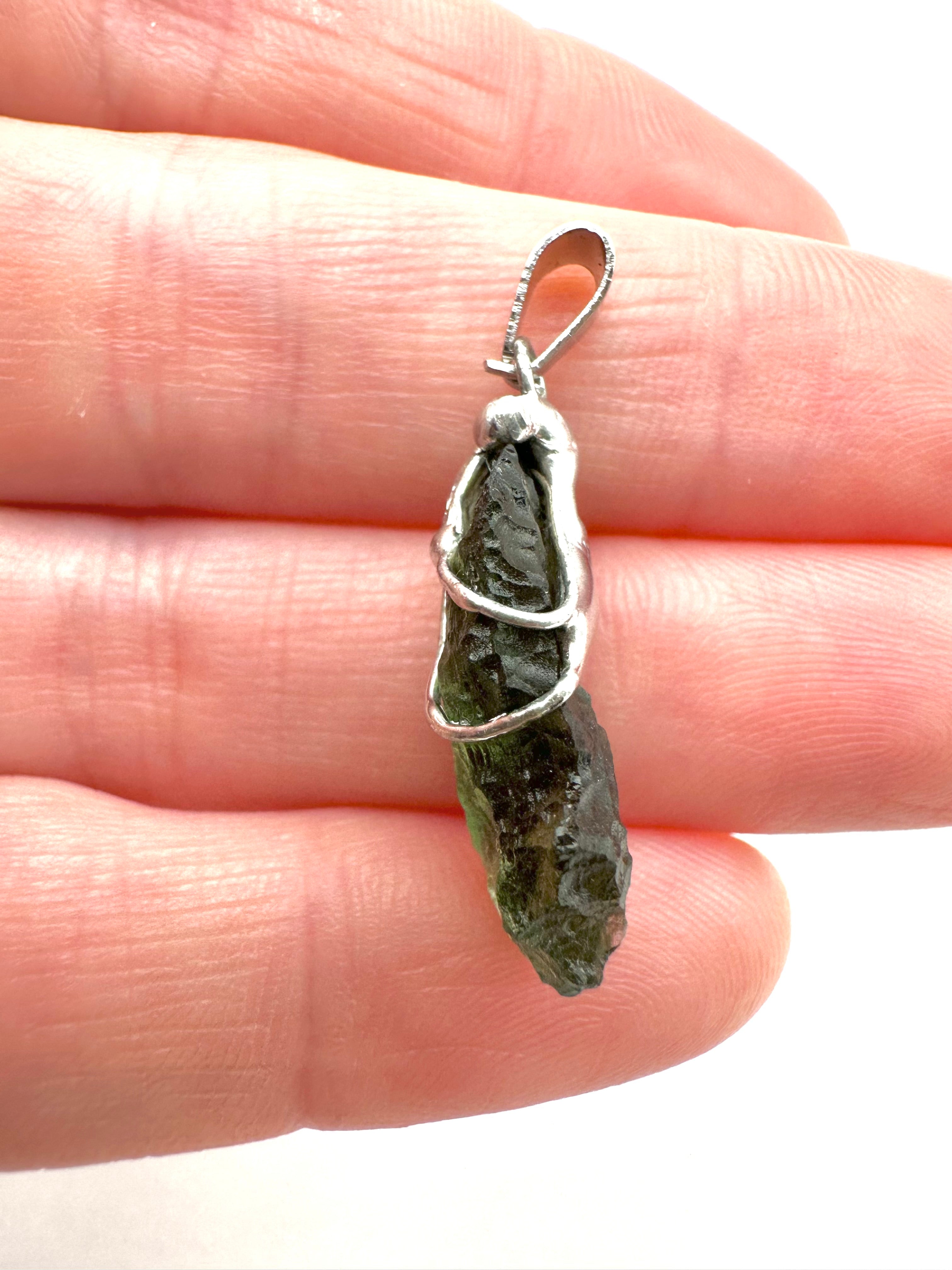 Moldavite pendant - P/V274