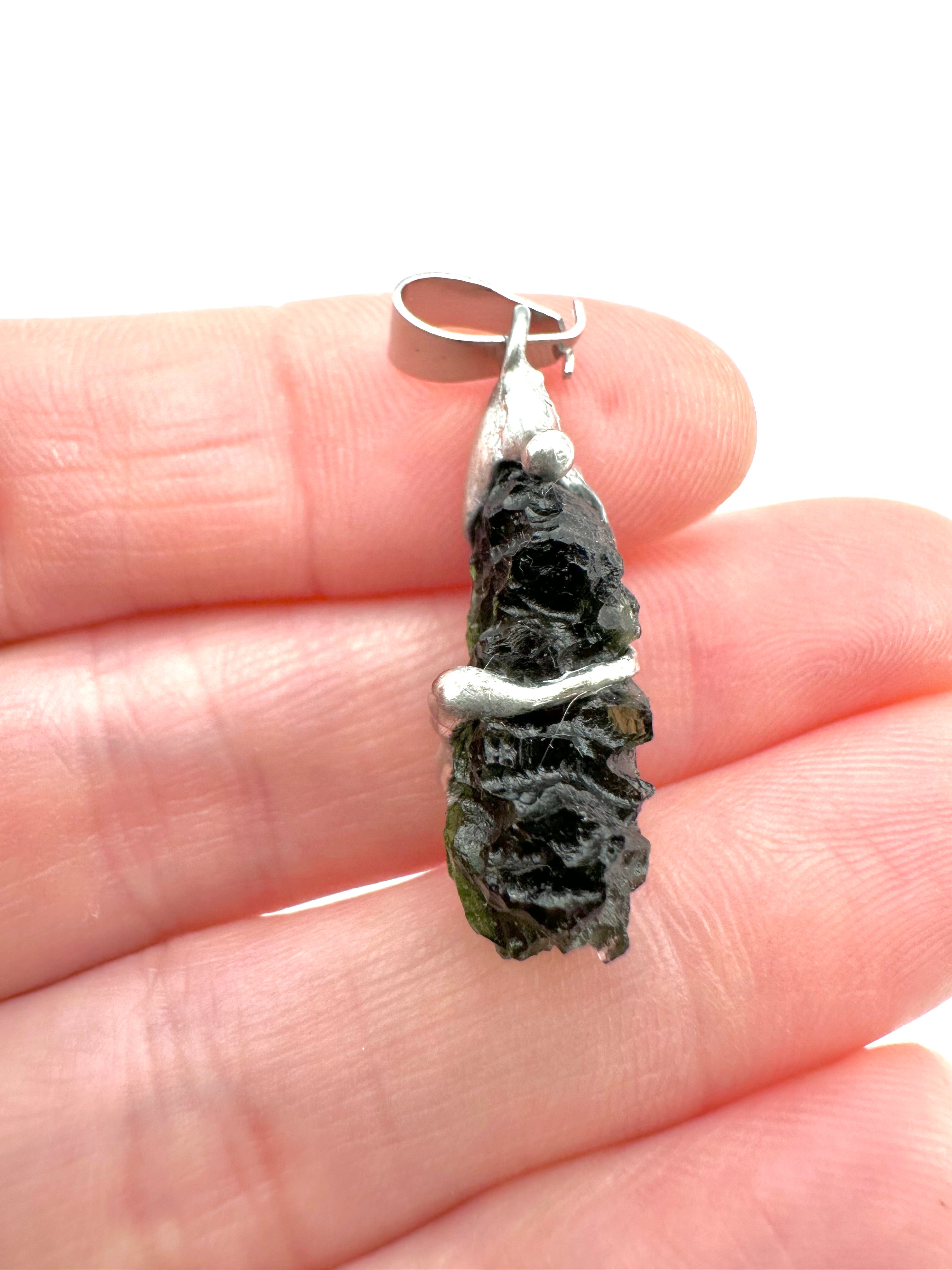 Moldavite pendant - P/V282