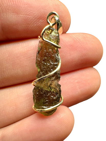 Pendente in Oro con Moldavite – ZP/V016