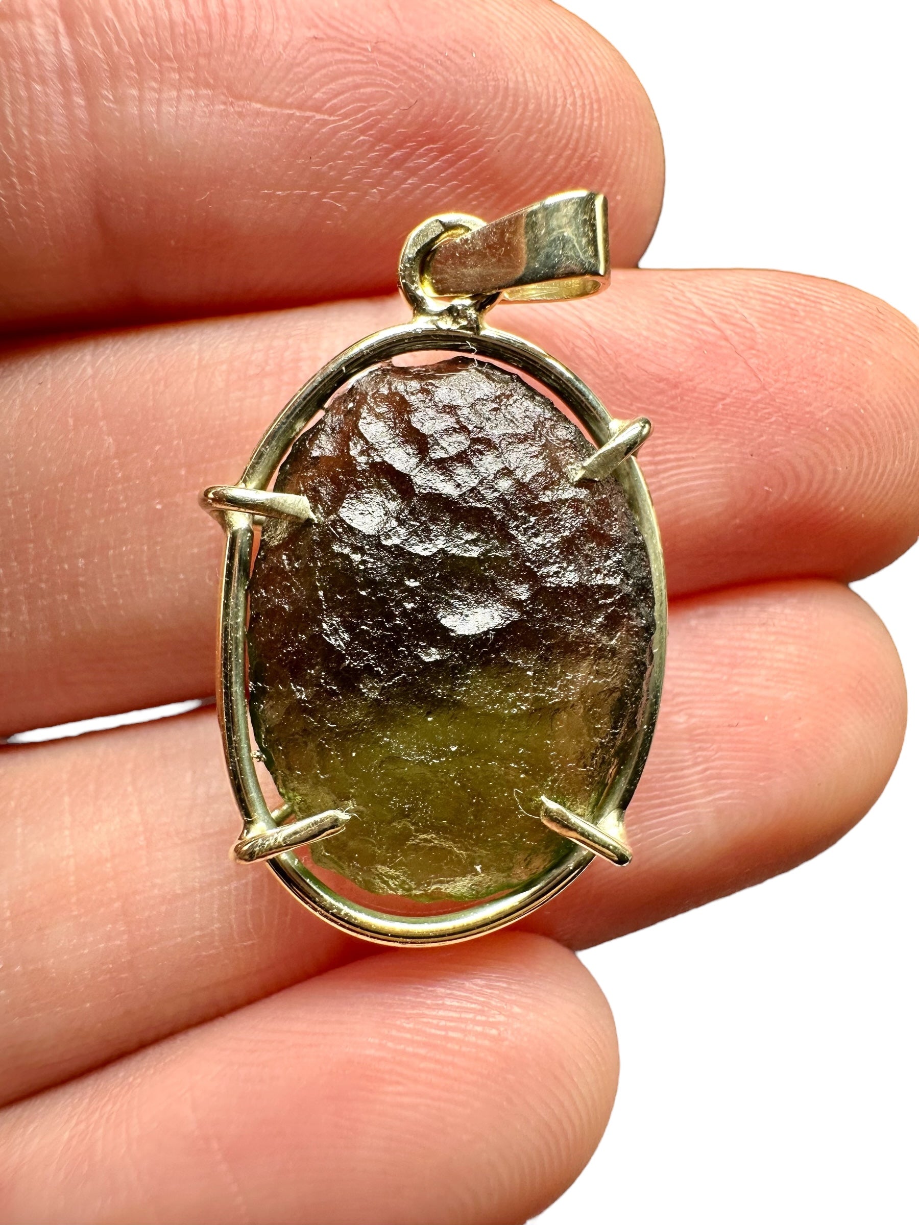 Gold moldavite pendant 2,8g