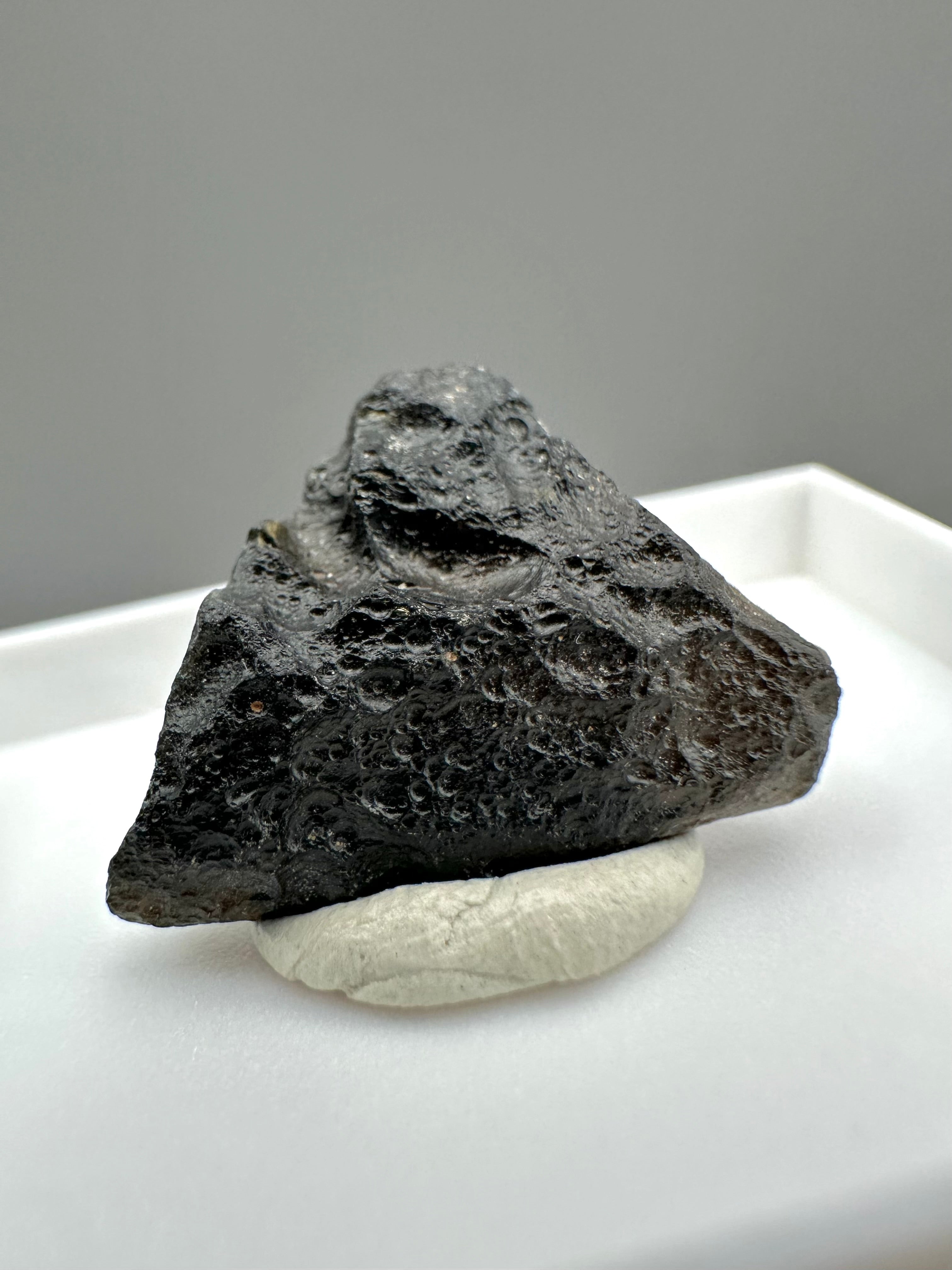 Indochinite – Maoming – Guangdong, China - MVK376