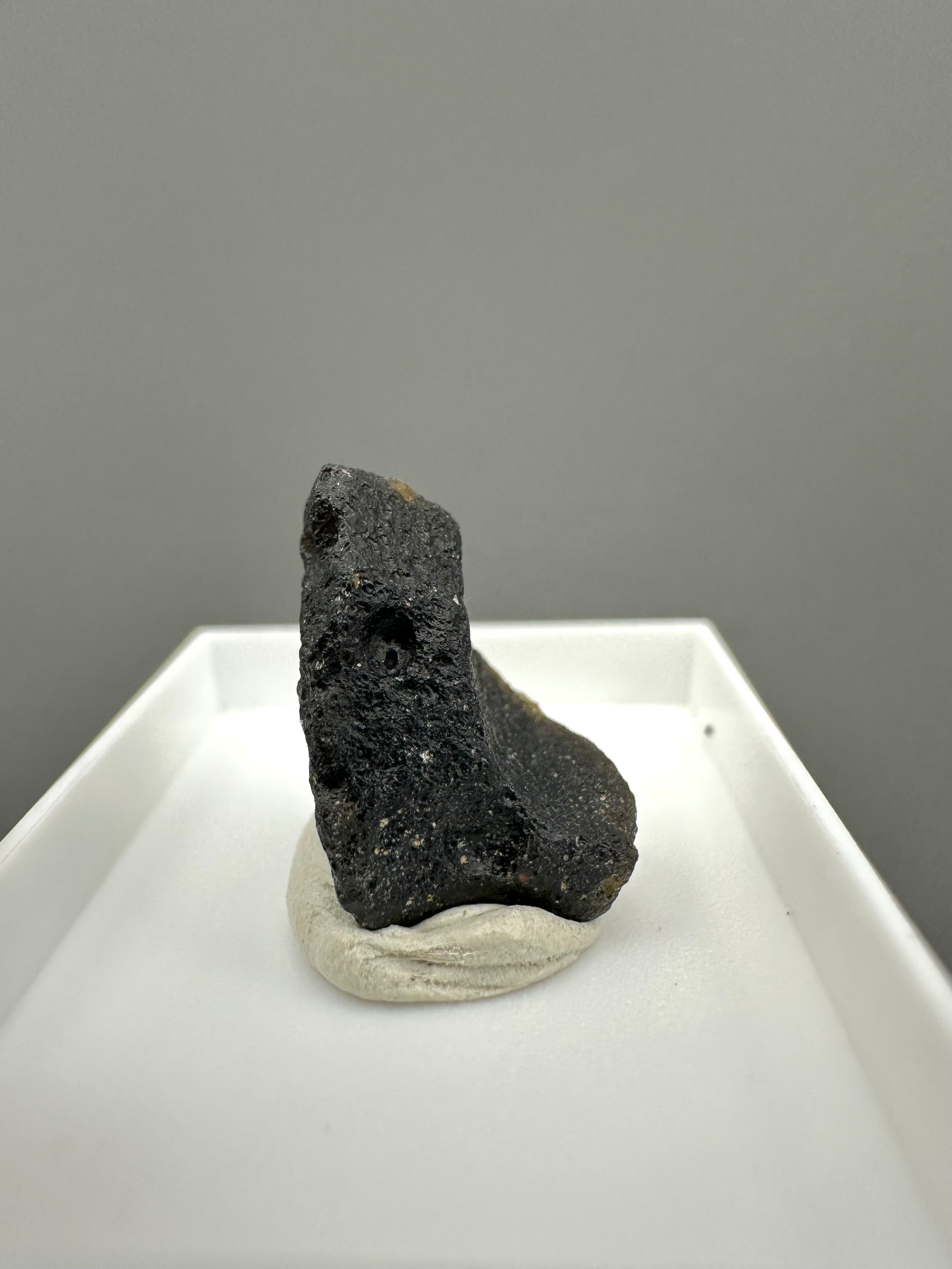 Indochinite – Maoming – Guangdong, China - MVK382
