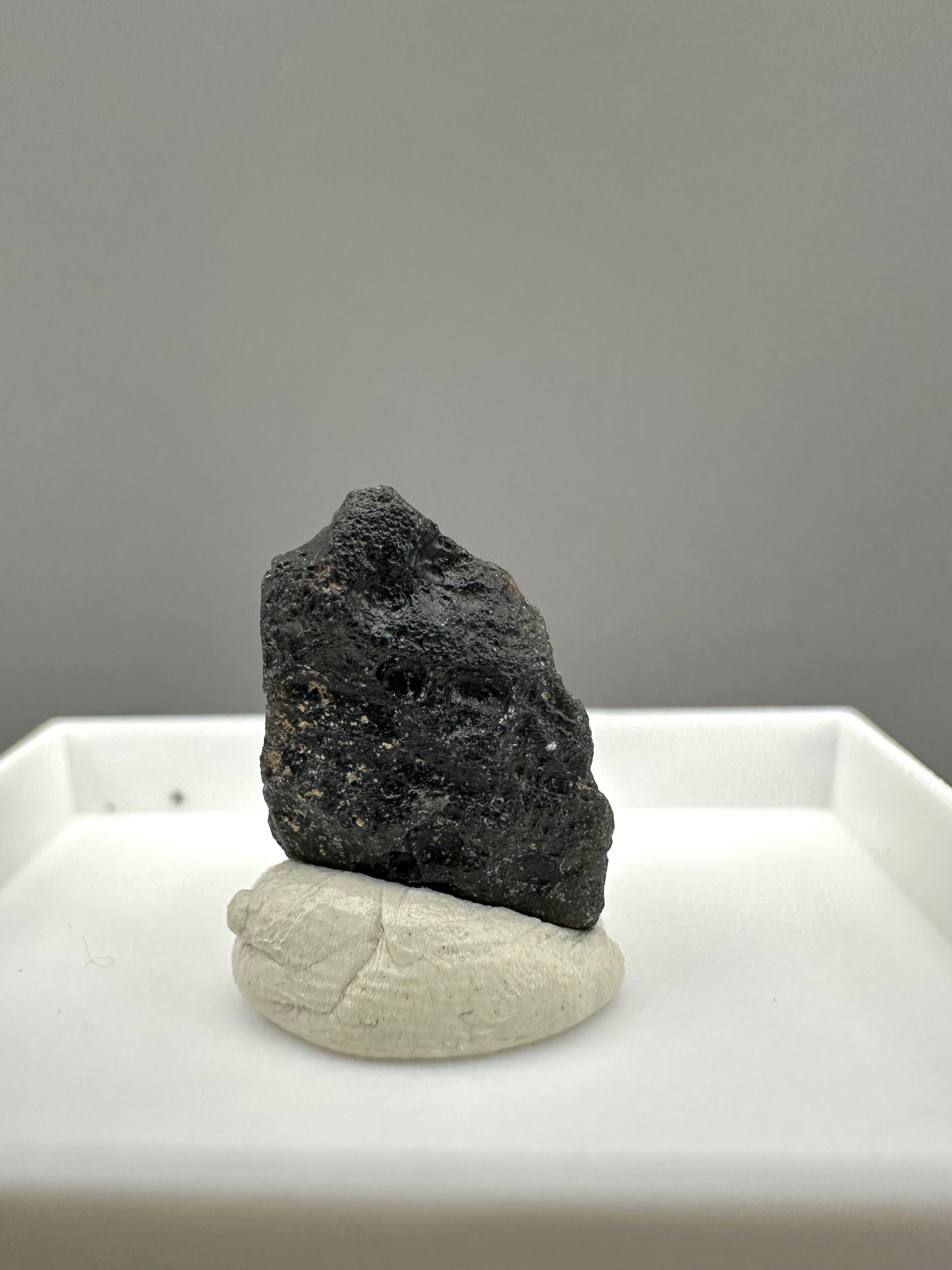 Indochinite – Maoming – Guangdong, China - MVK382