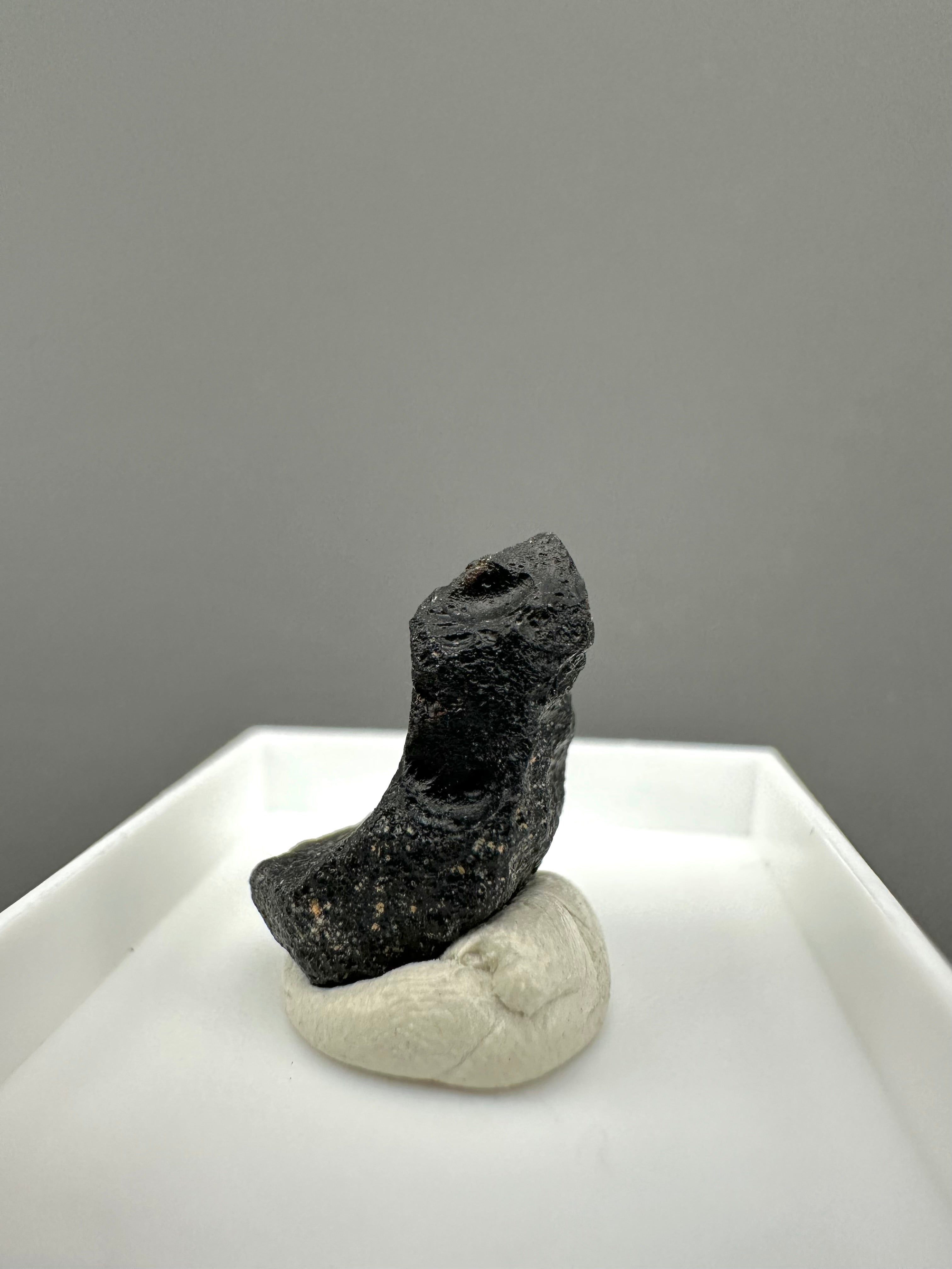 Indochinite – Maoming – Guangdong, China - MVK382