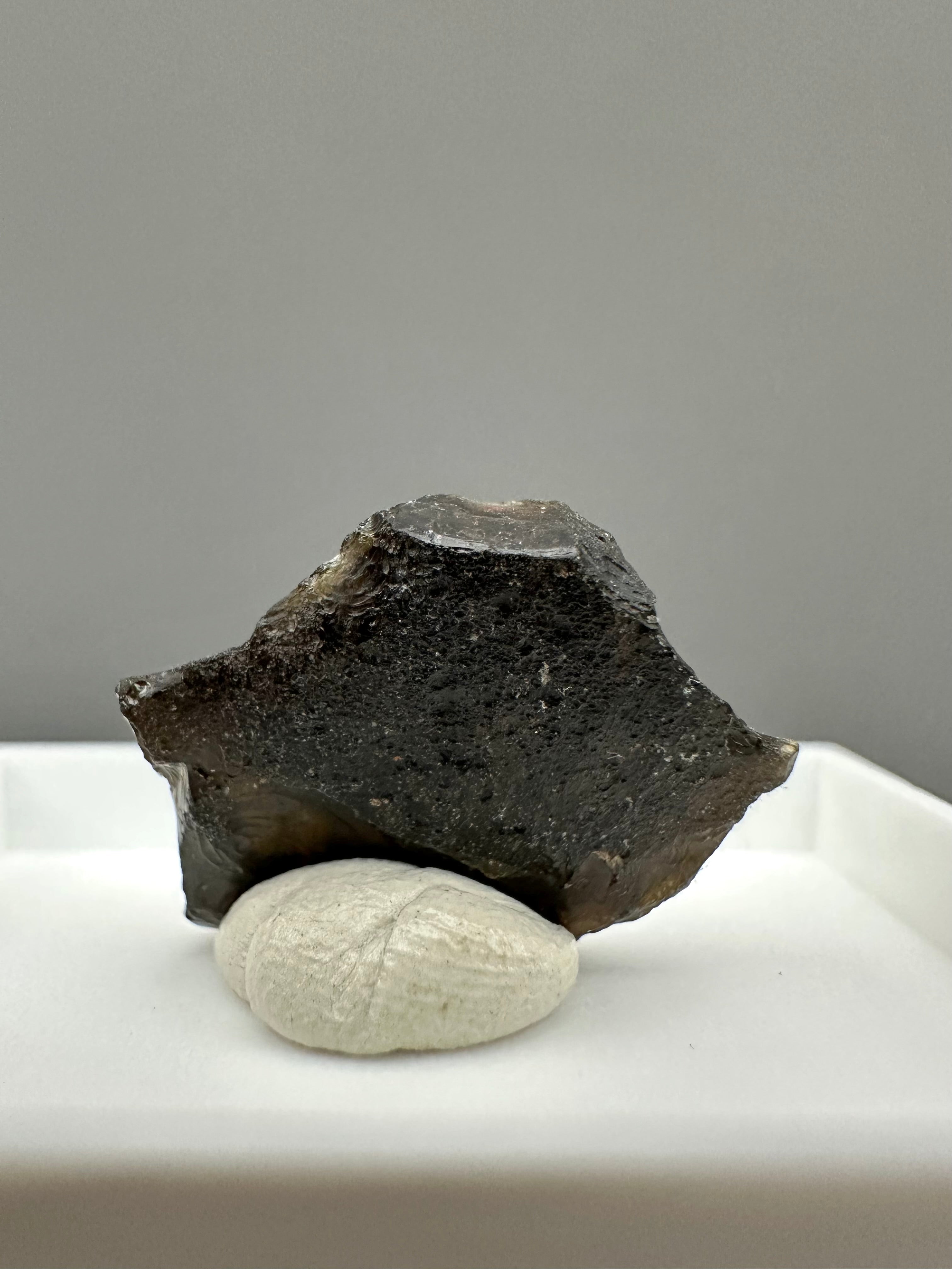 Indochinite – Maoming – Guangdong, China - MVK384