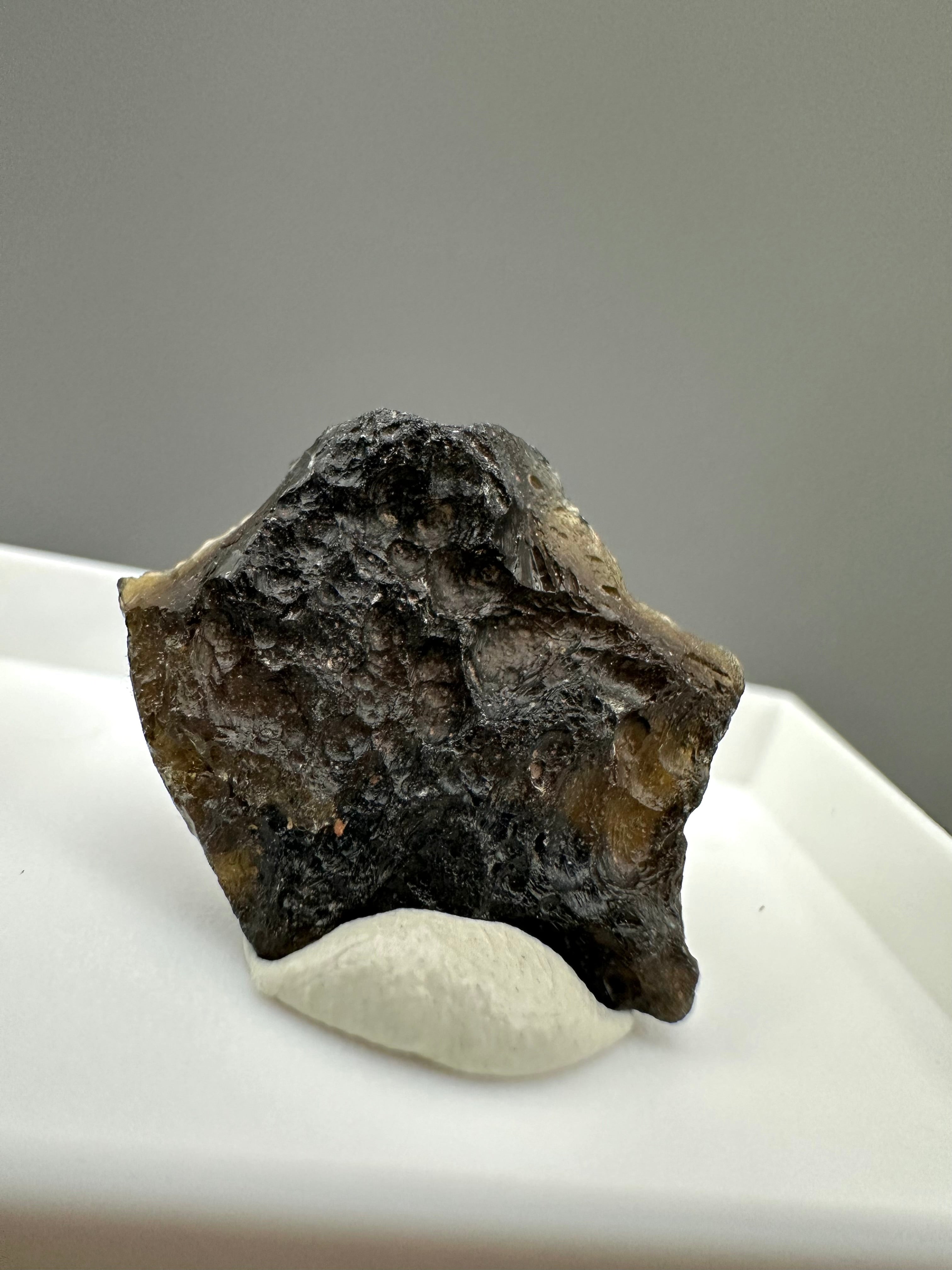 Indochinite – Maoming – Guangdong, China - MVK384