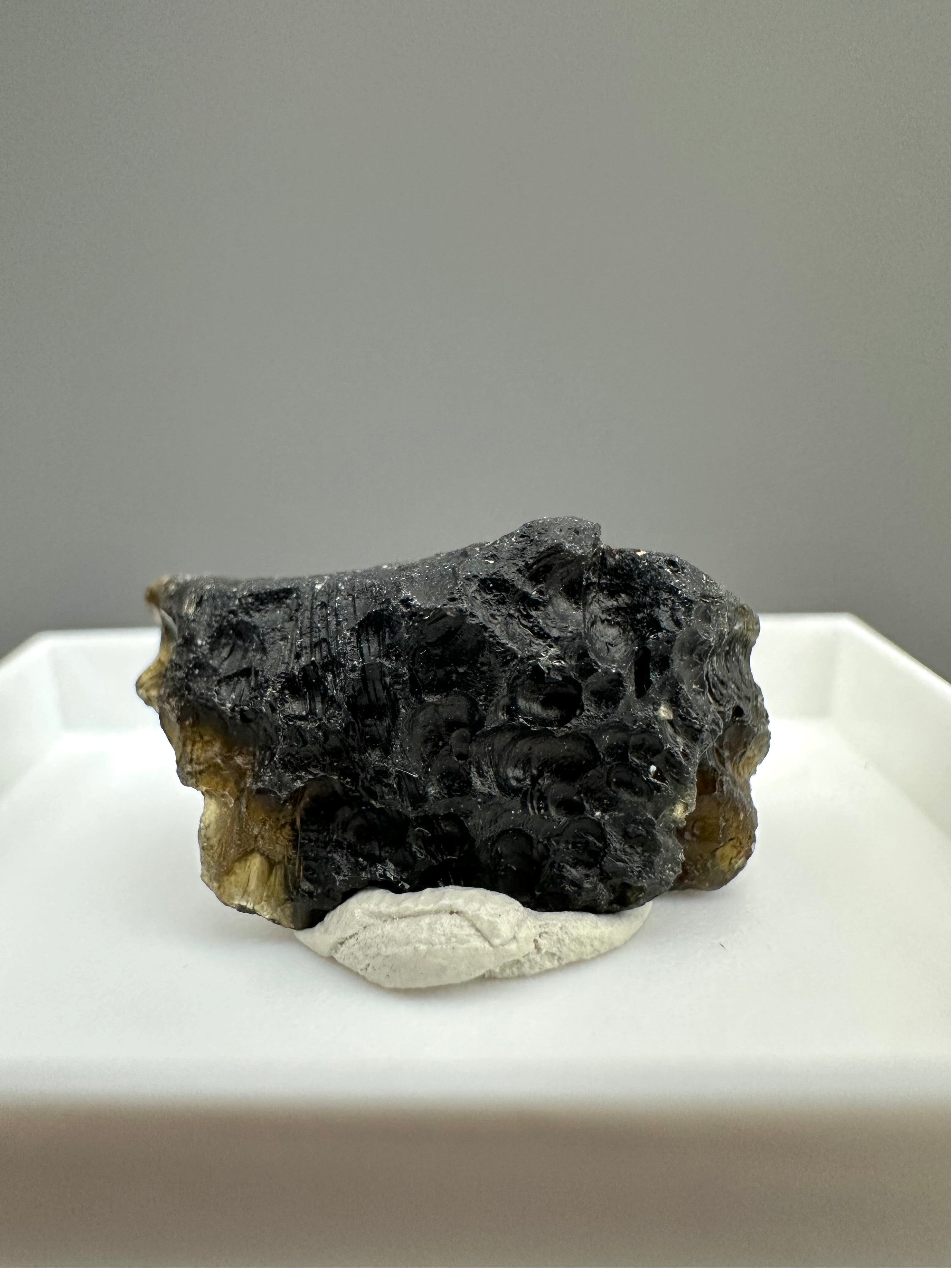 Indochinite – Maoming – Guangdong, China - MVK385