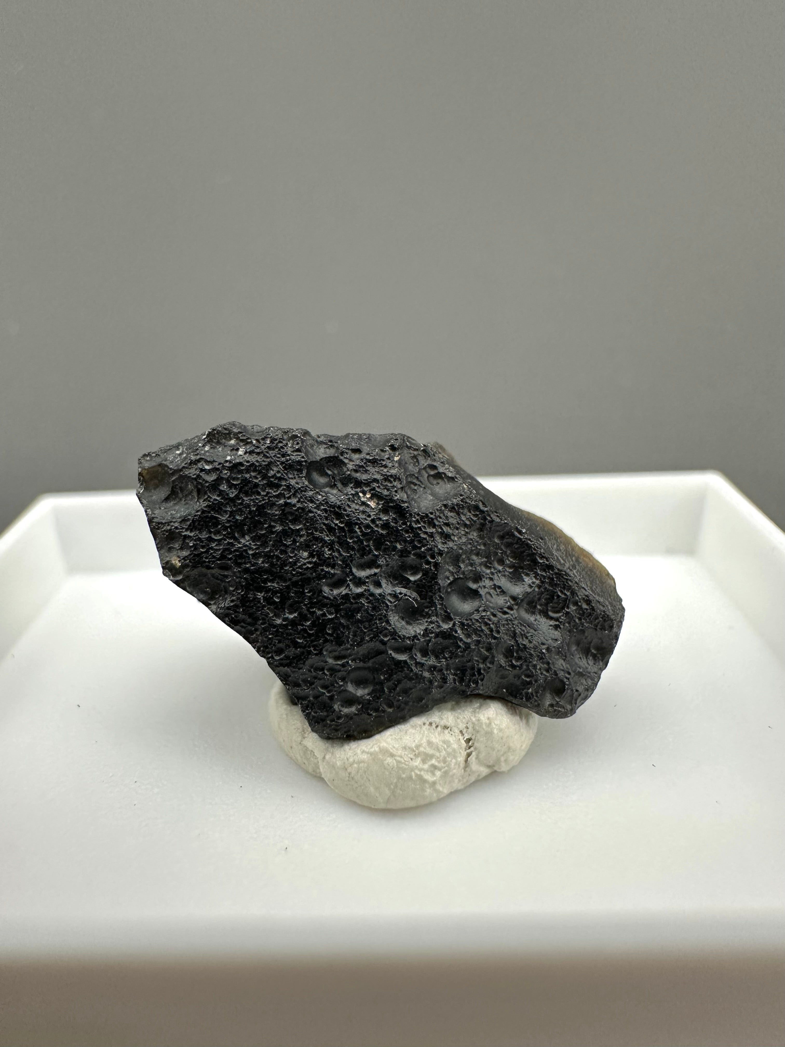 Indochinite – Maoming – Guangdong, China - MVK393