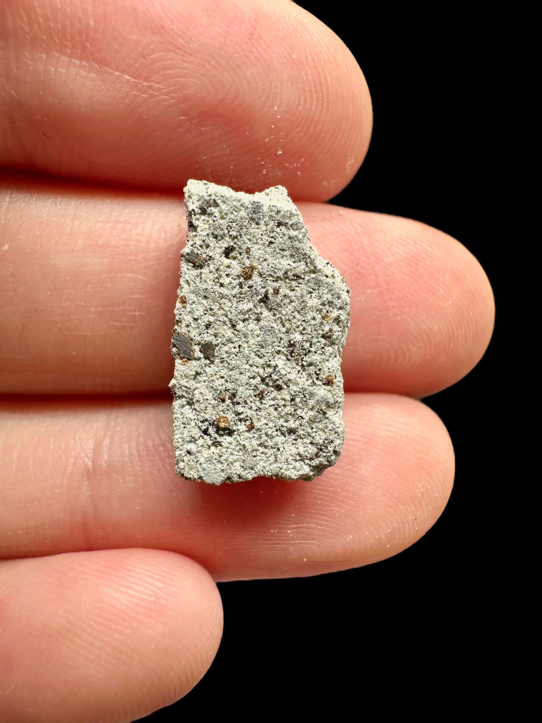 Meteorite Gatuto 2,18g – Kenya - MEGA01
