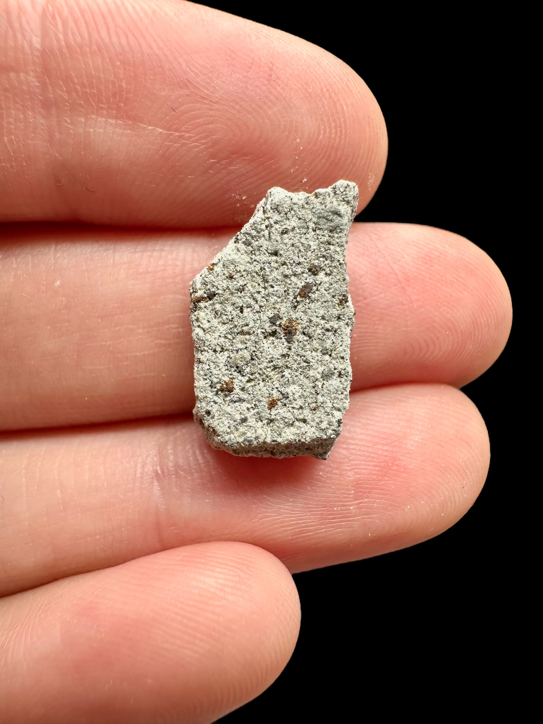 Meteorite Gatuto 2,18g – Kenya - MEGA01