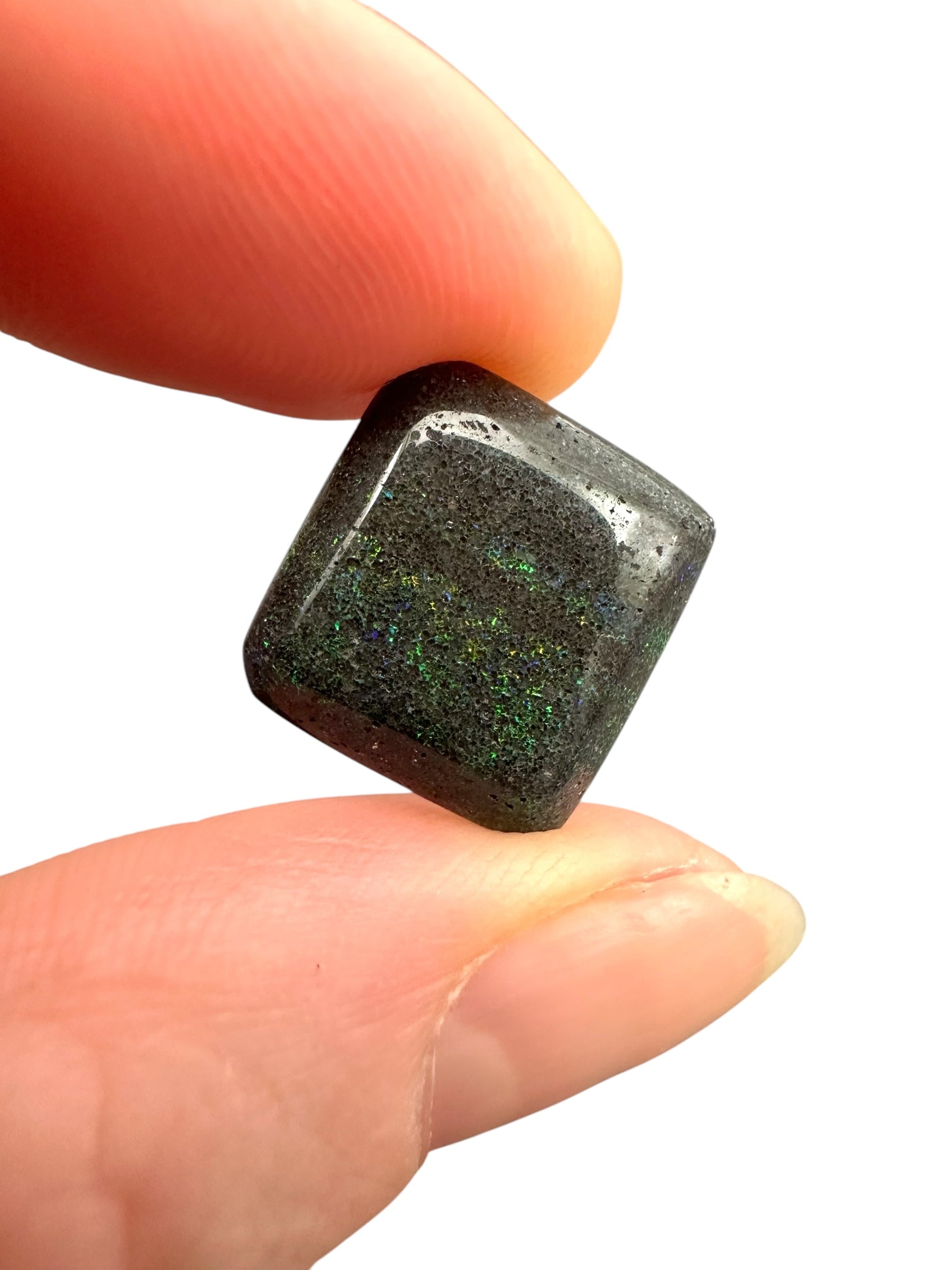 Indonesian opal 6,1ct – Cabochon – Indonesia - IO003