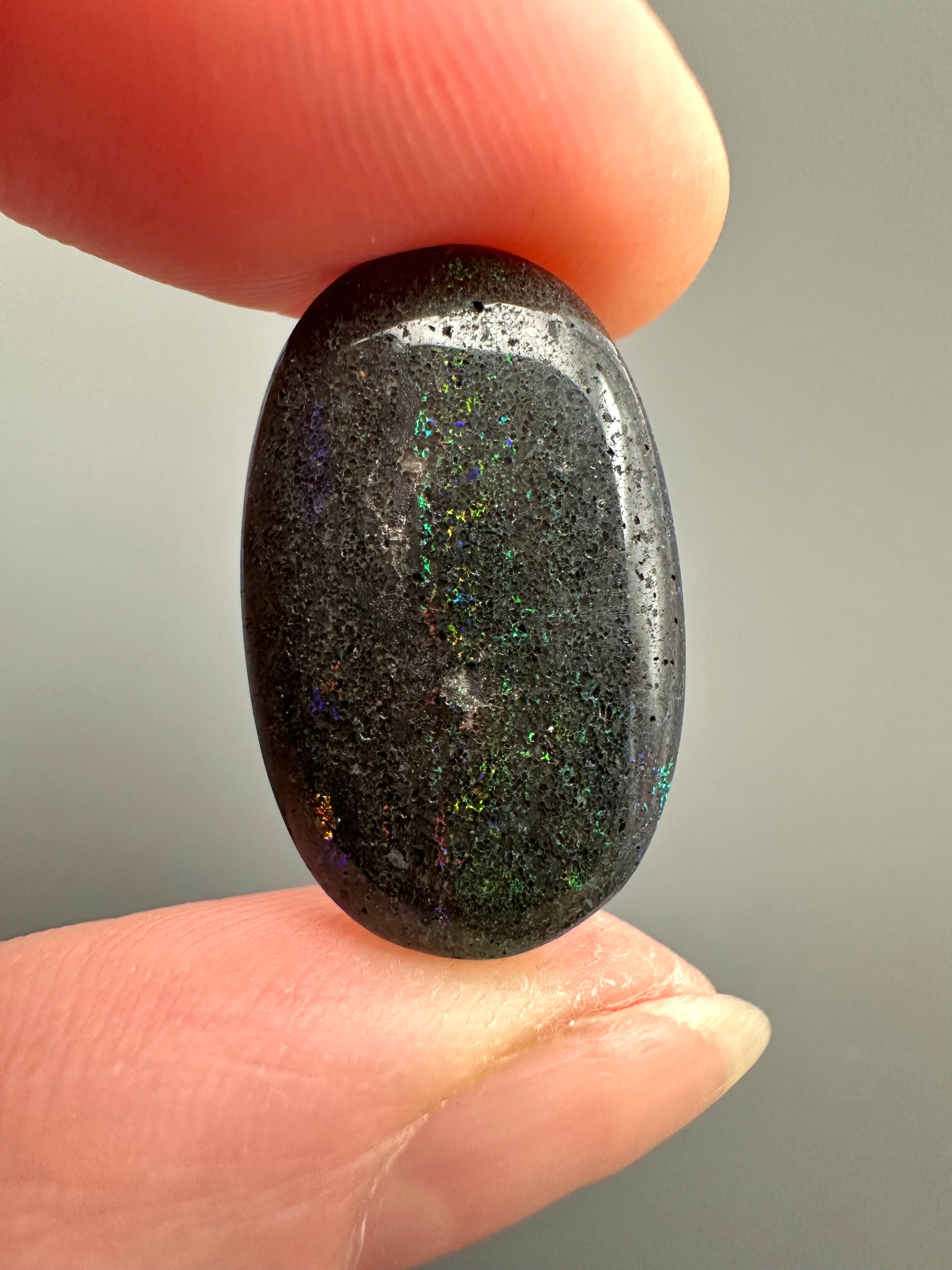 Indonesian opal 7,7ct – Cabochon – Indonesia - IO005
