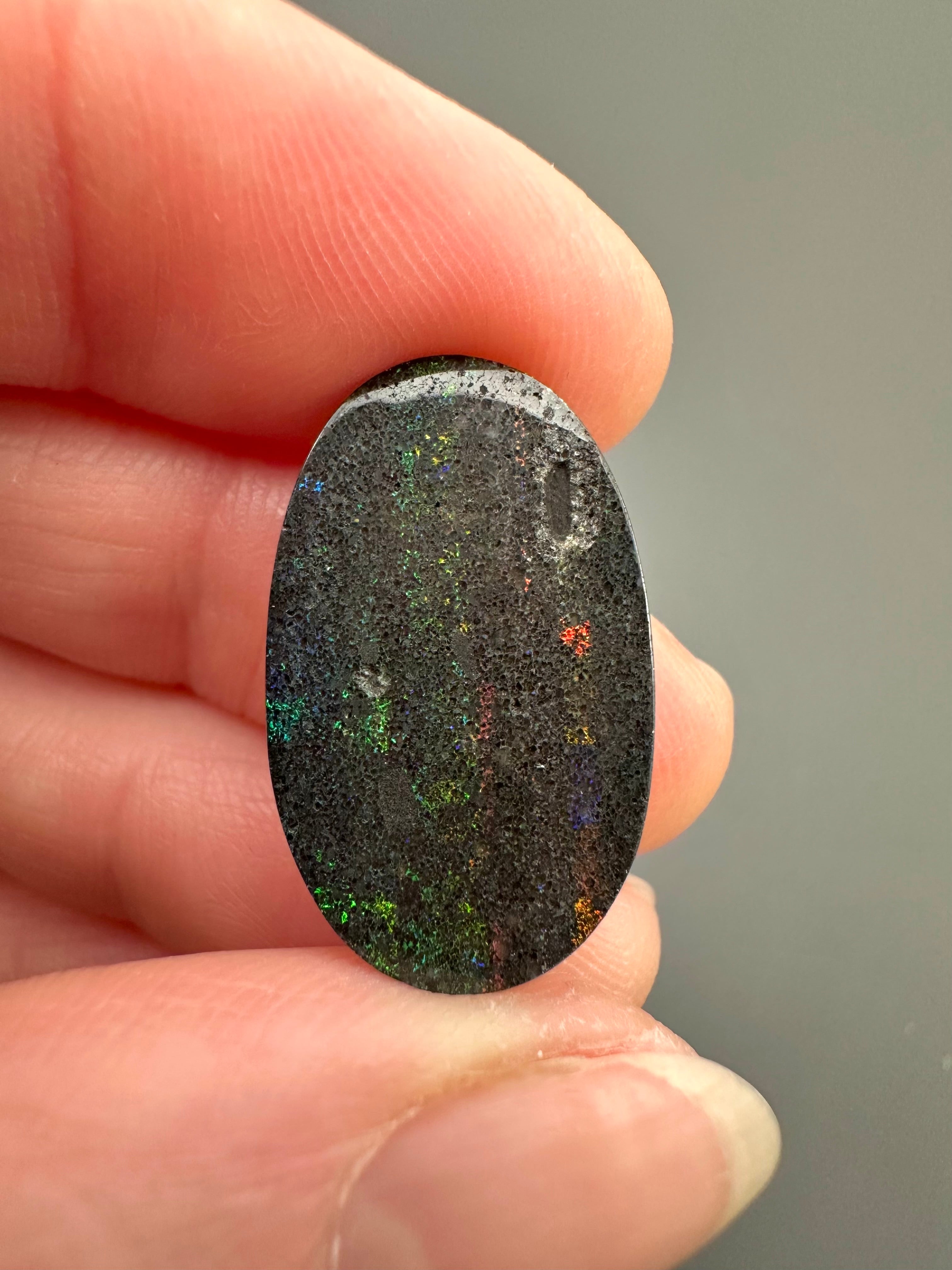 Indonesian opal 7,7ct – Cabochon – Indonesia - IO005