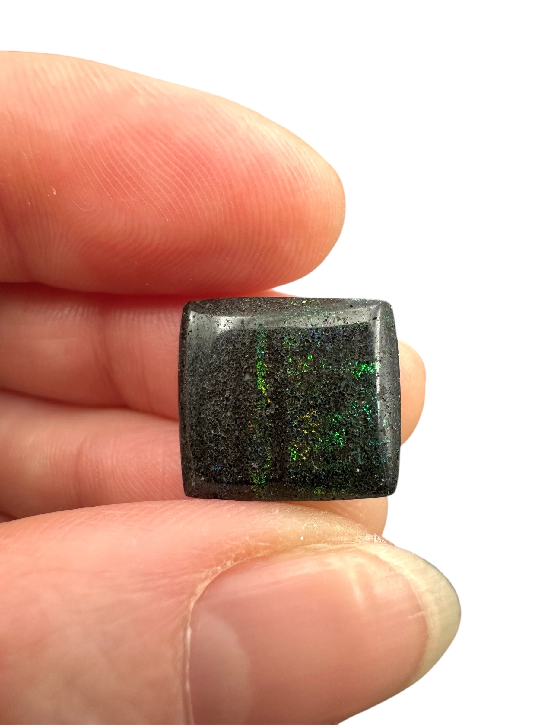 Indonesian opal 4,3ct – Cabochon – Indonesia - IO008