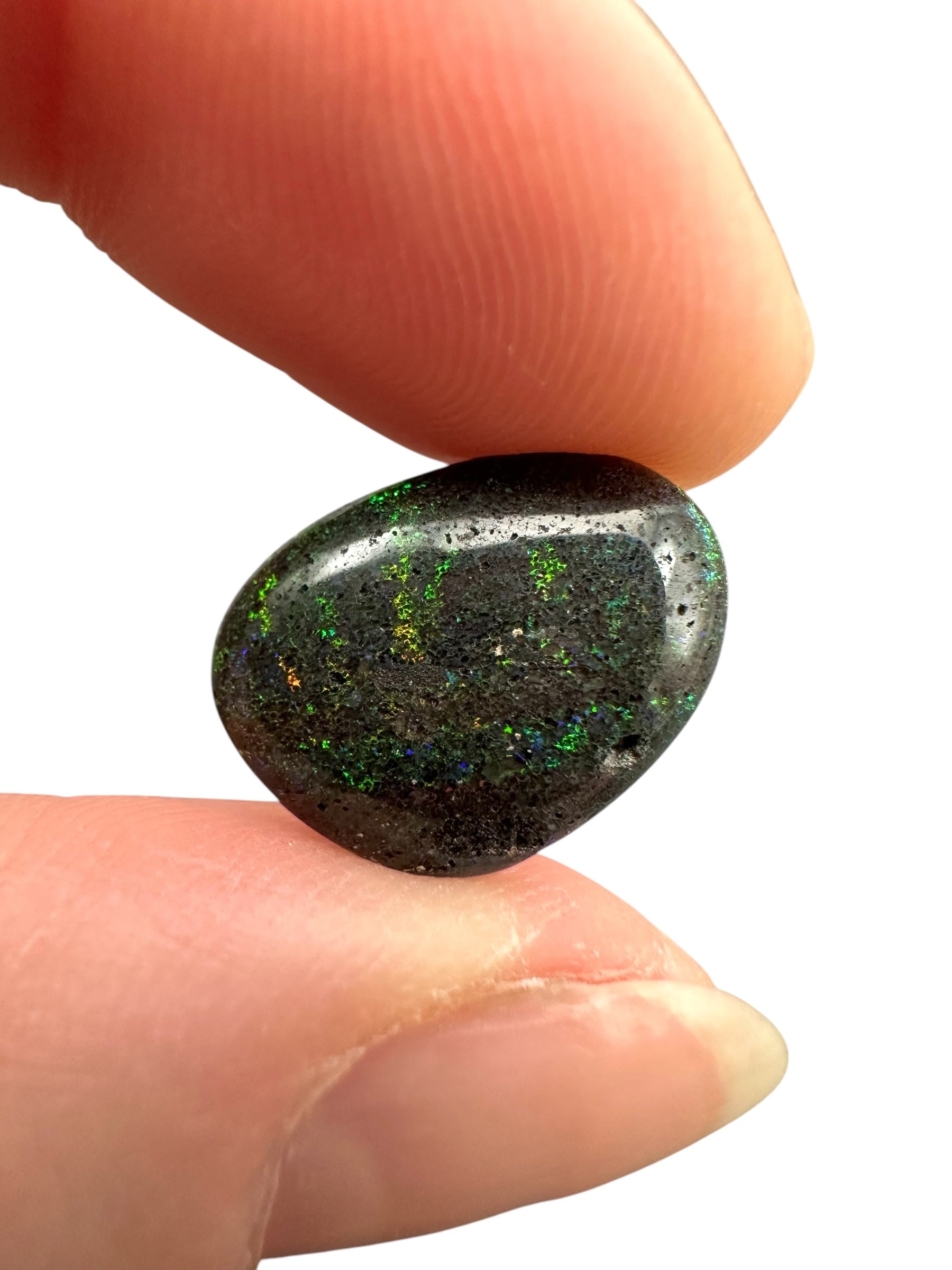 Indonesian opal 4,5ct – Cabochon – Indonesia - IO009