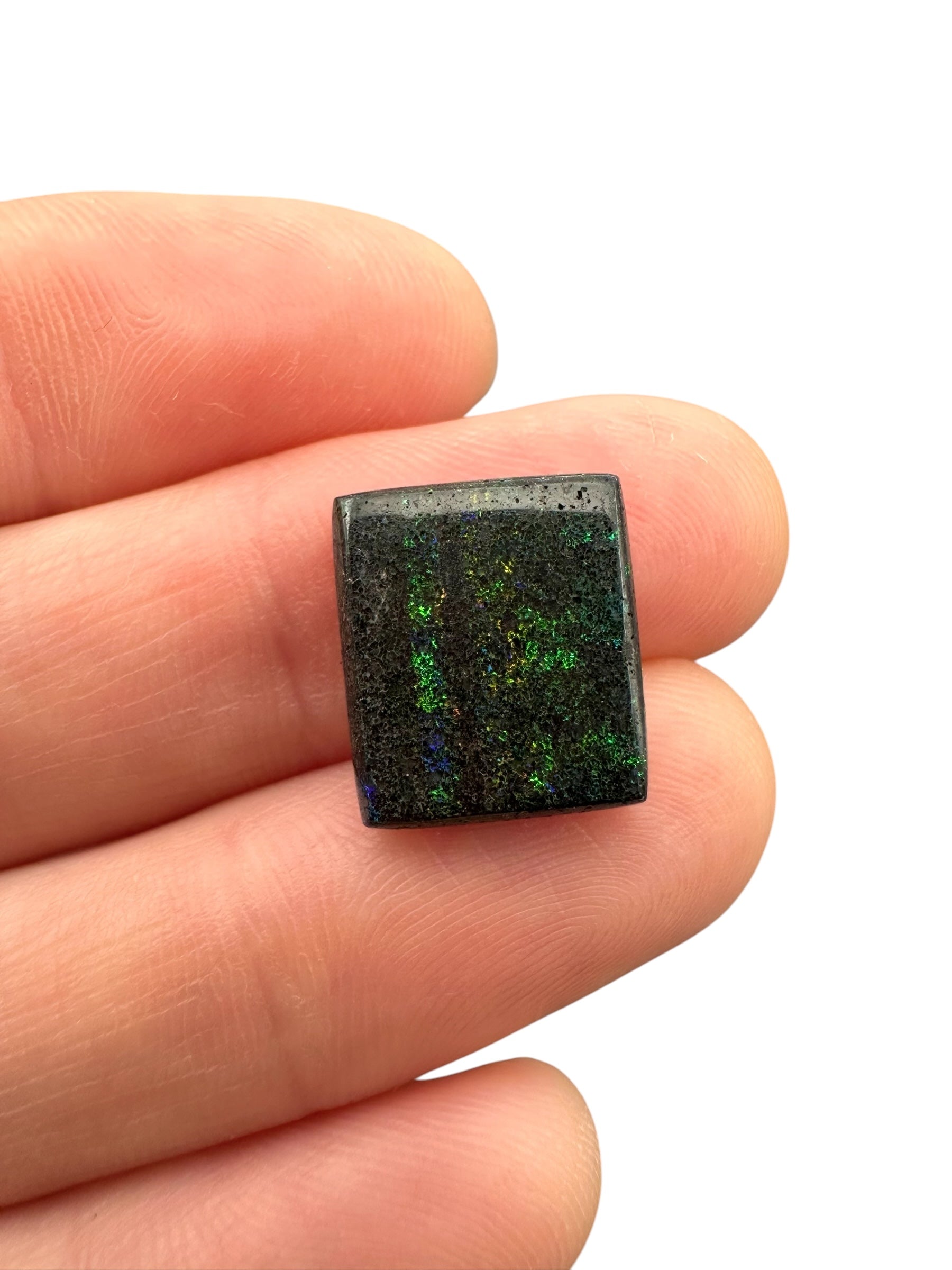 Indonesian opal 4,7ct – Cabochon – Indonesia - IO011