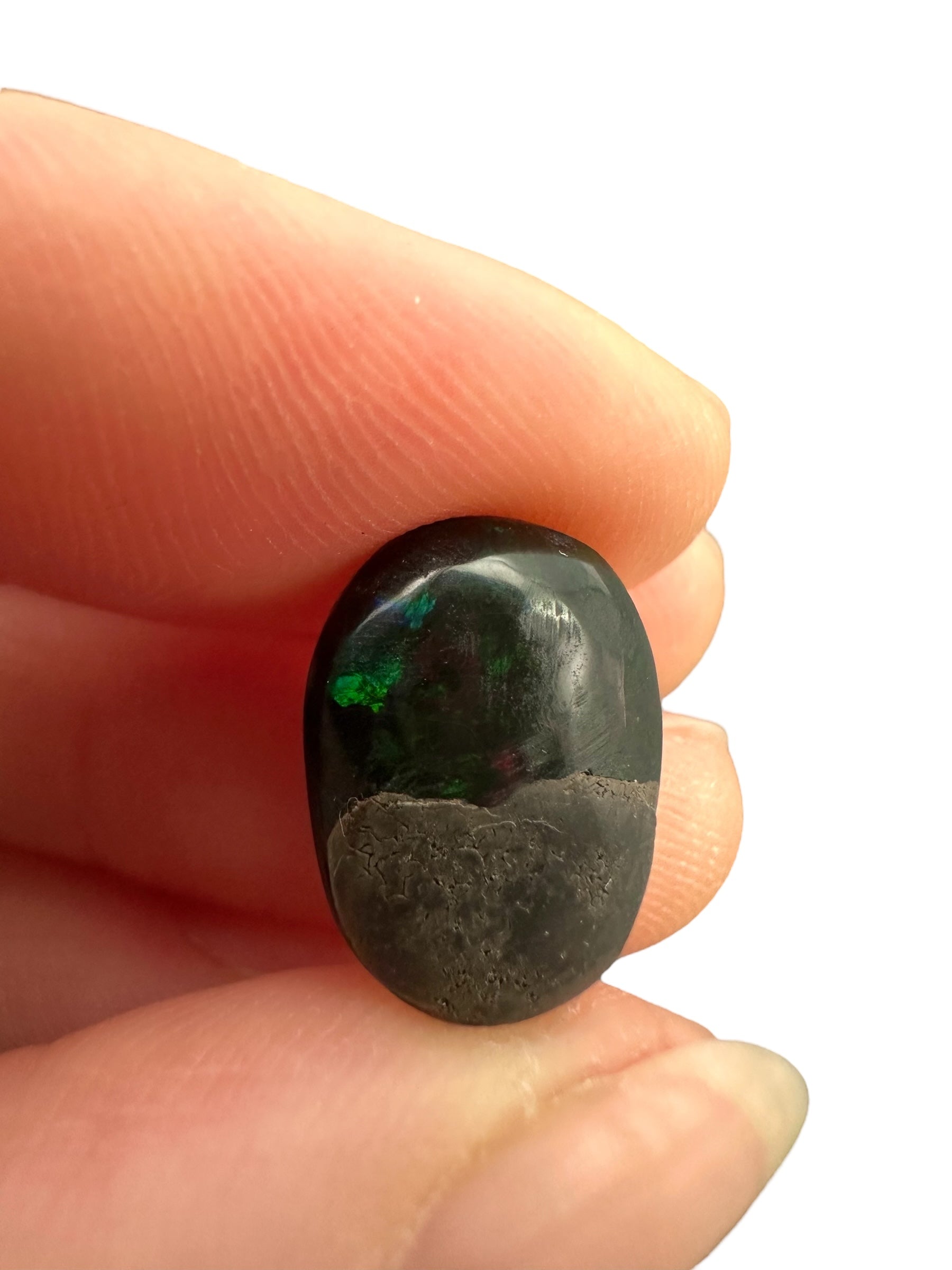 Indonesian opal 6,1ct – Cabochon – Indonesia