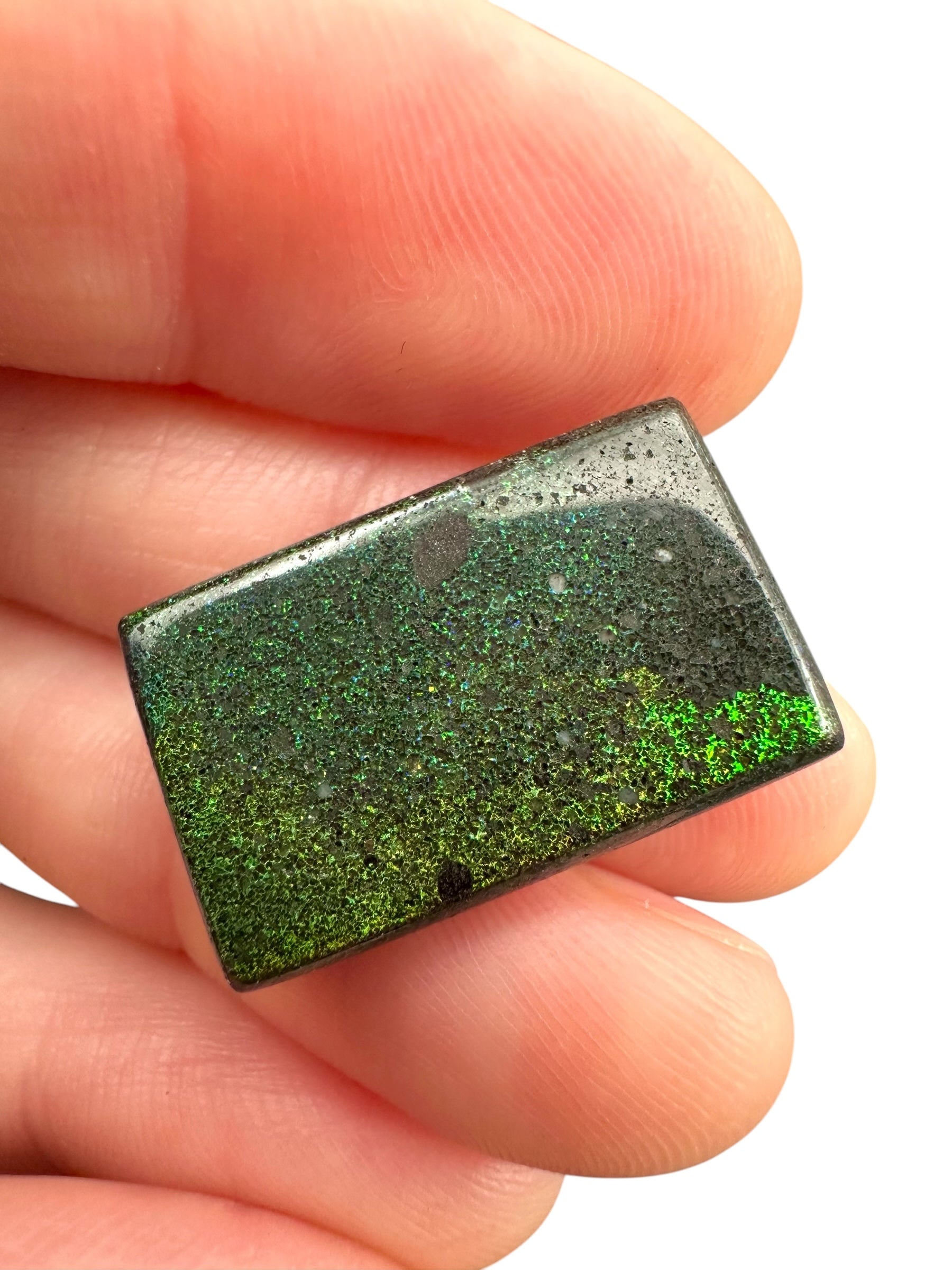 Indonesian opal 9ct – Cabochon – Indonesia - IO015