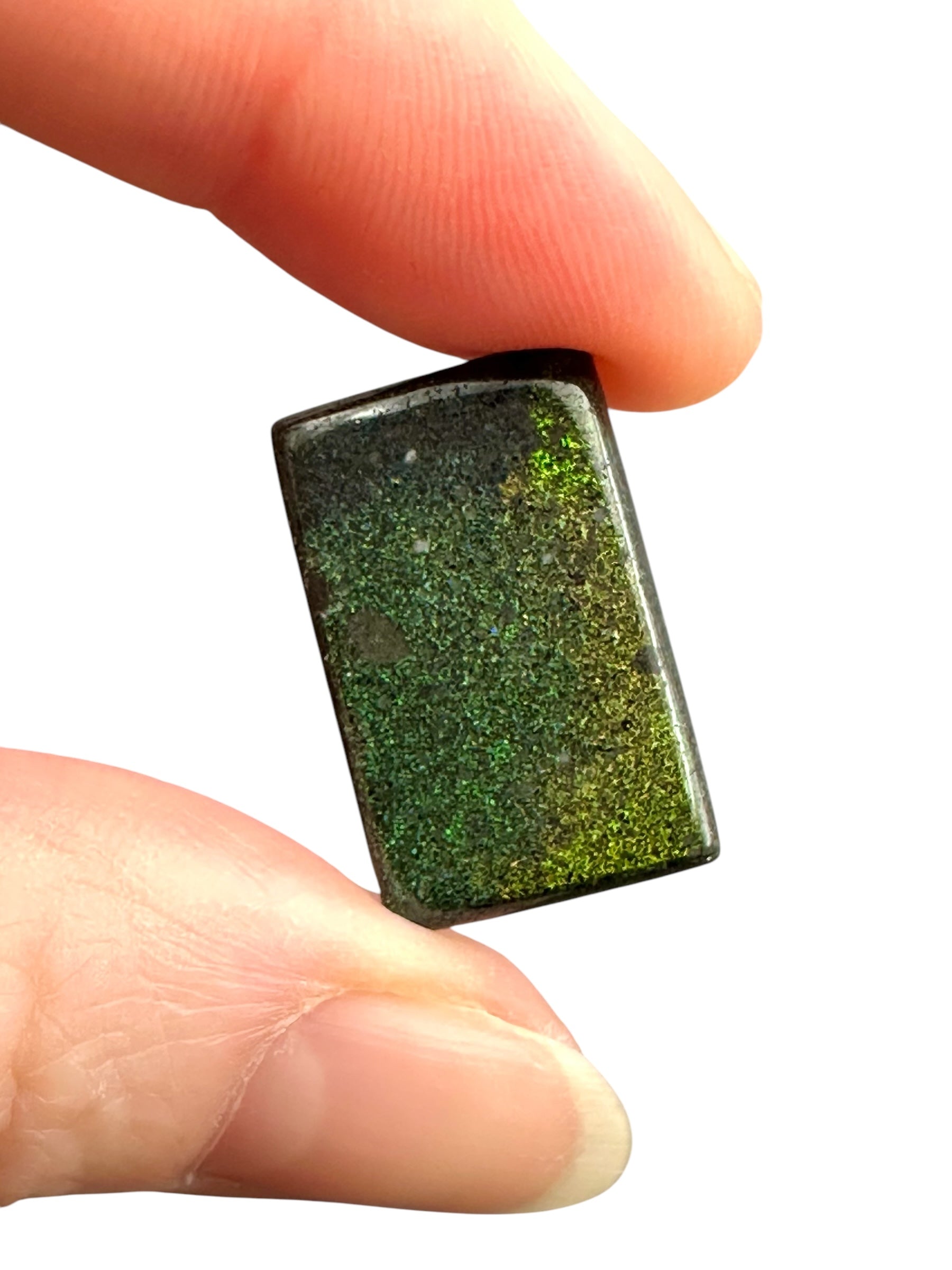 Indonesian opal 9ct – Cabochon – Indonesia - IO015