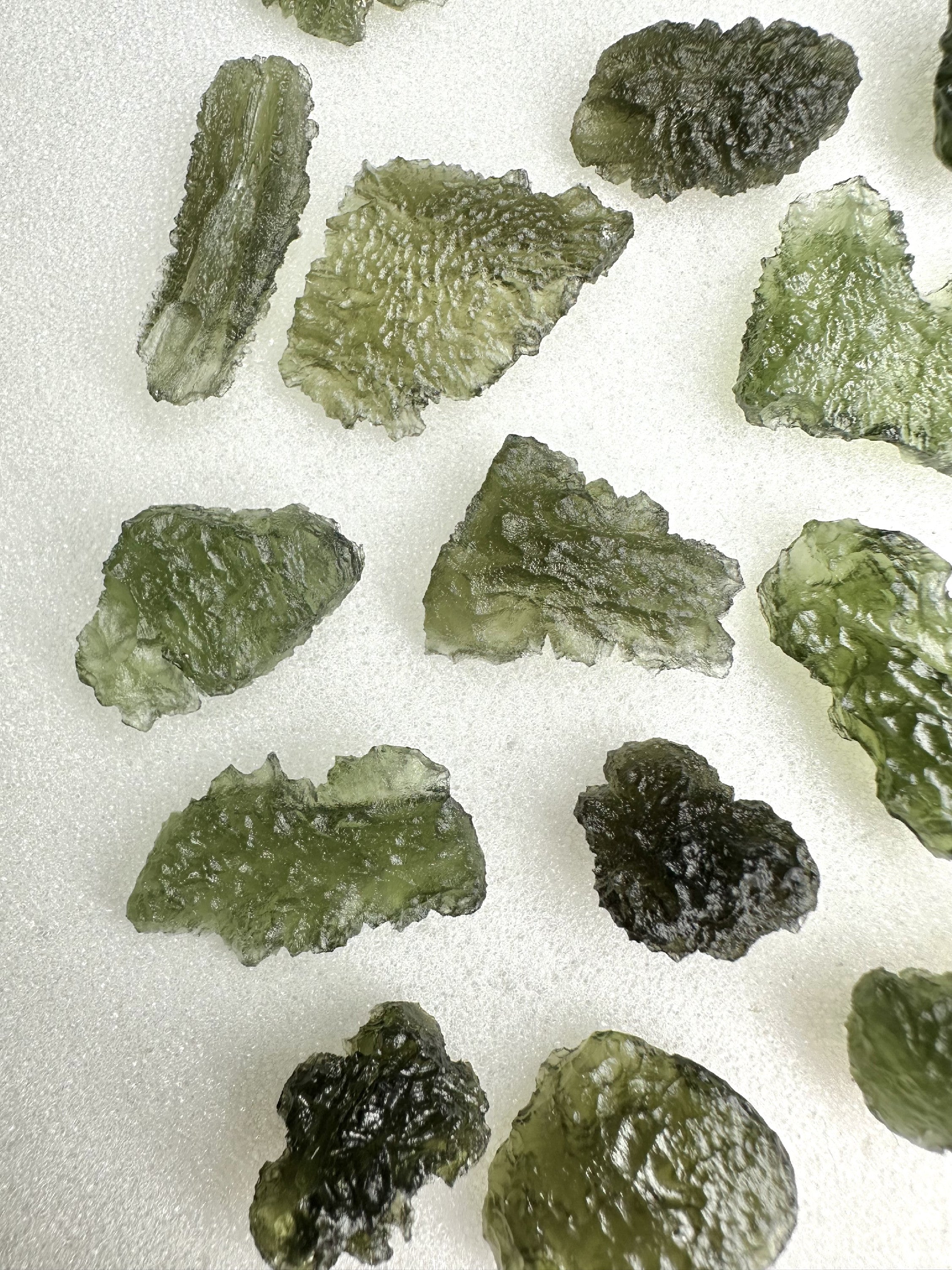 Moldavite shards – 50g - VV12