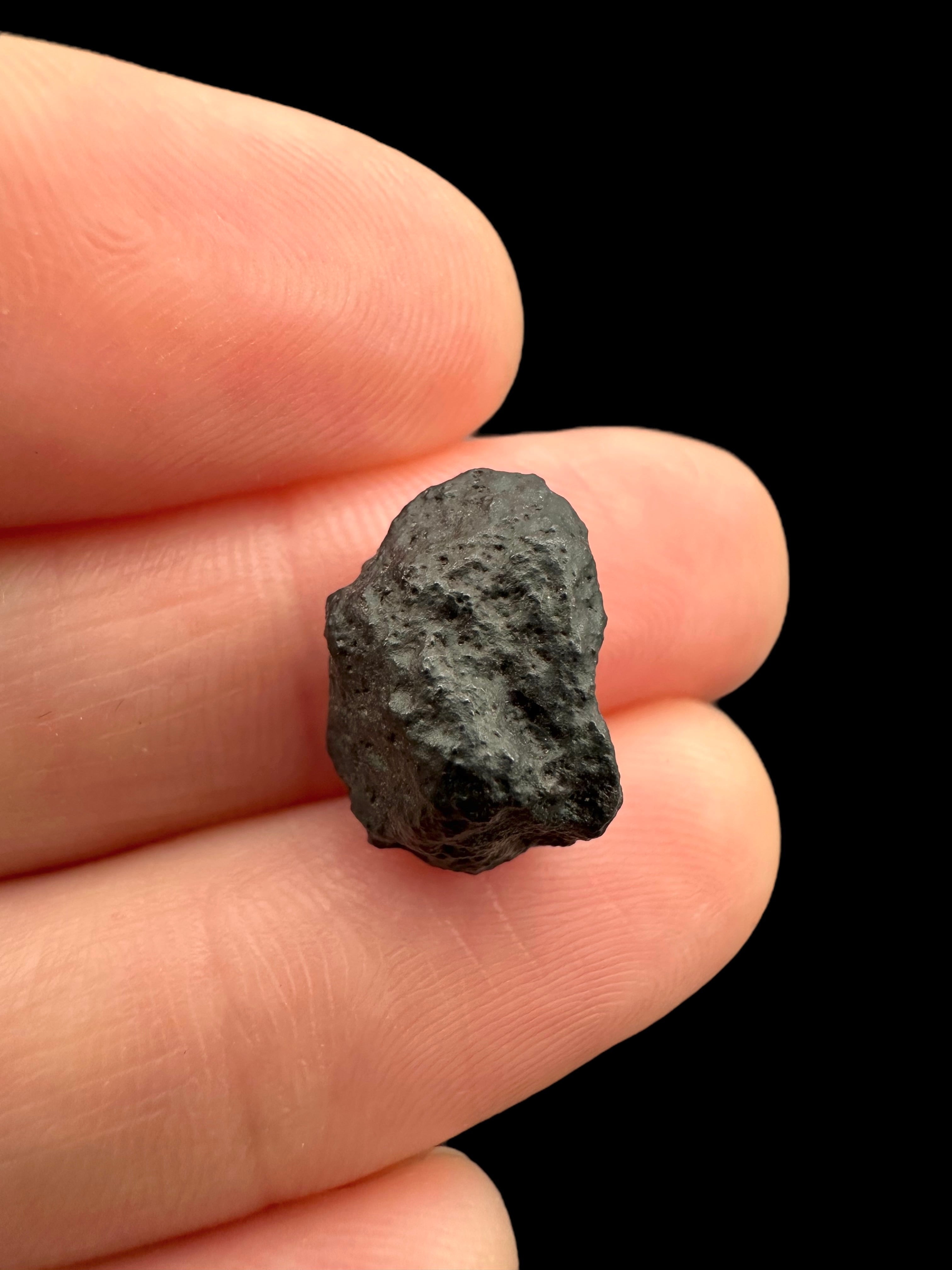 Meteorite NWA 869 – 2,4g – Northwest Africa - MENW20