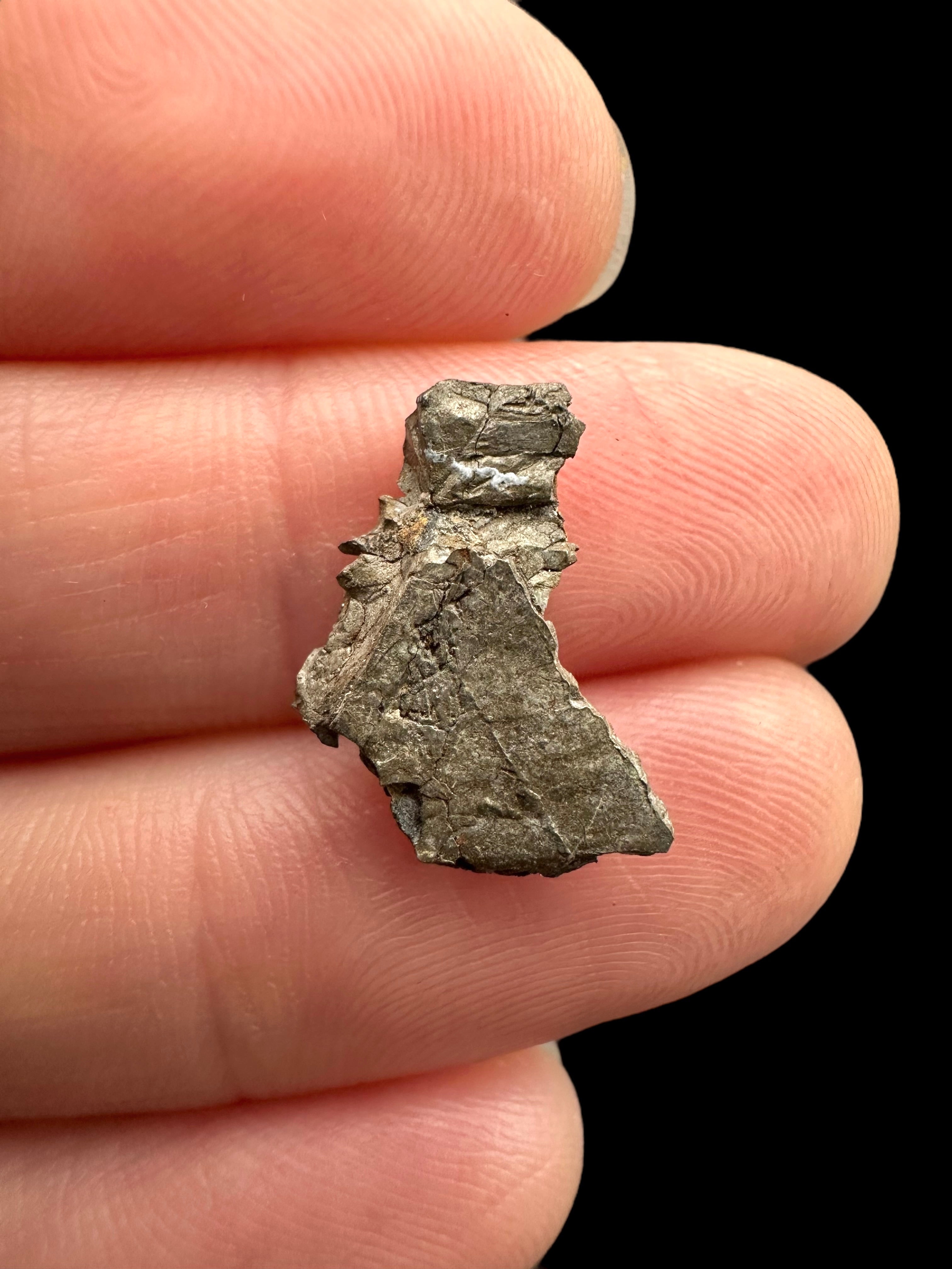 Meteorite Nantan 1,4g – Guangxi, China - MENA13