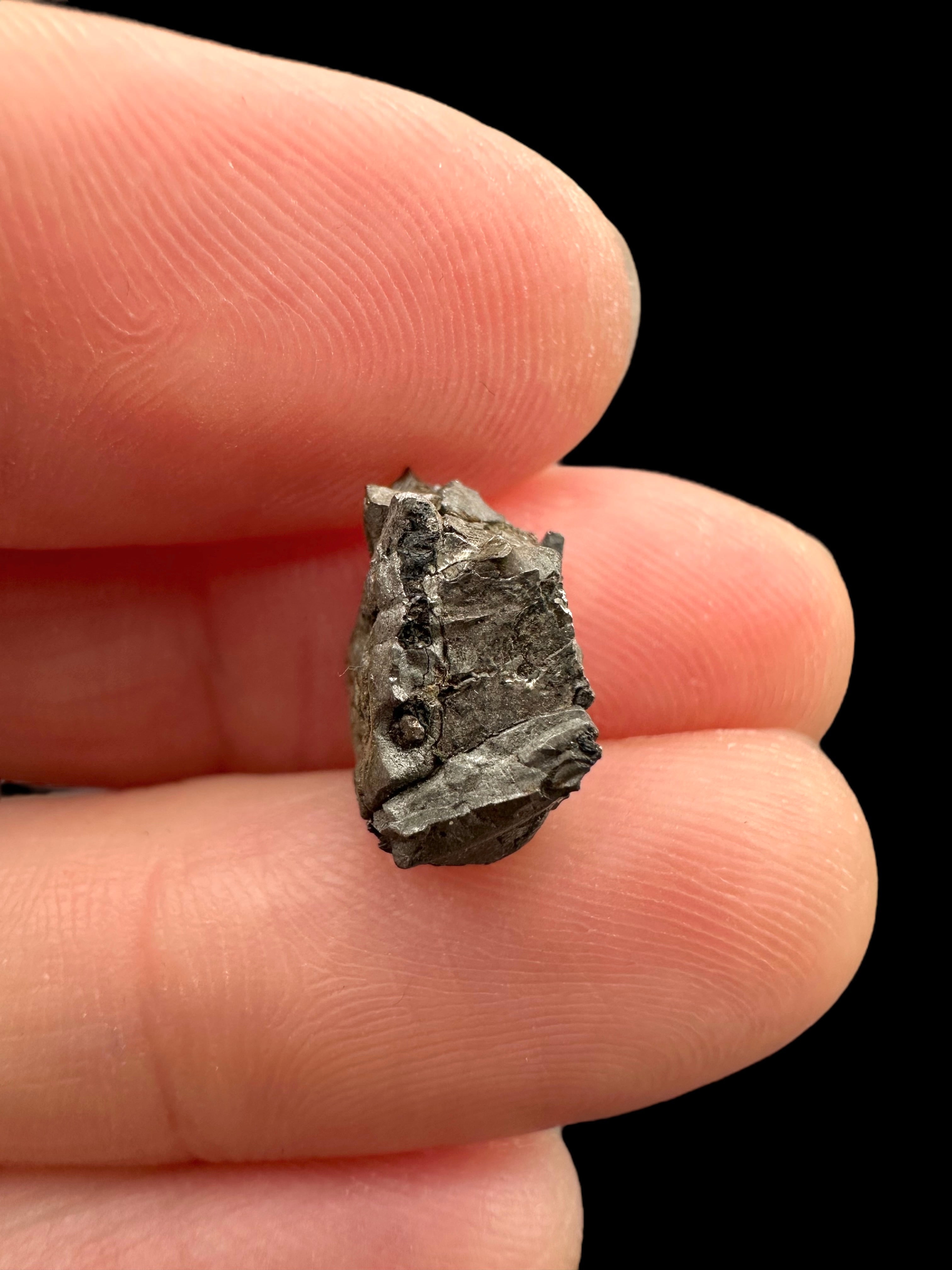 Meteorite Nantan 2g – Guangxi, China - MENA17