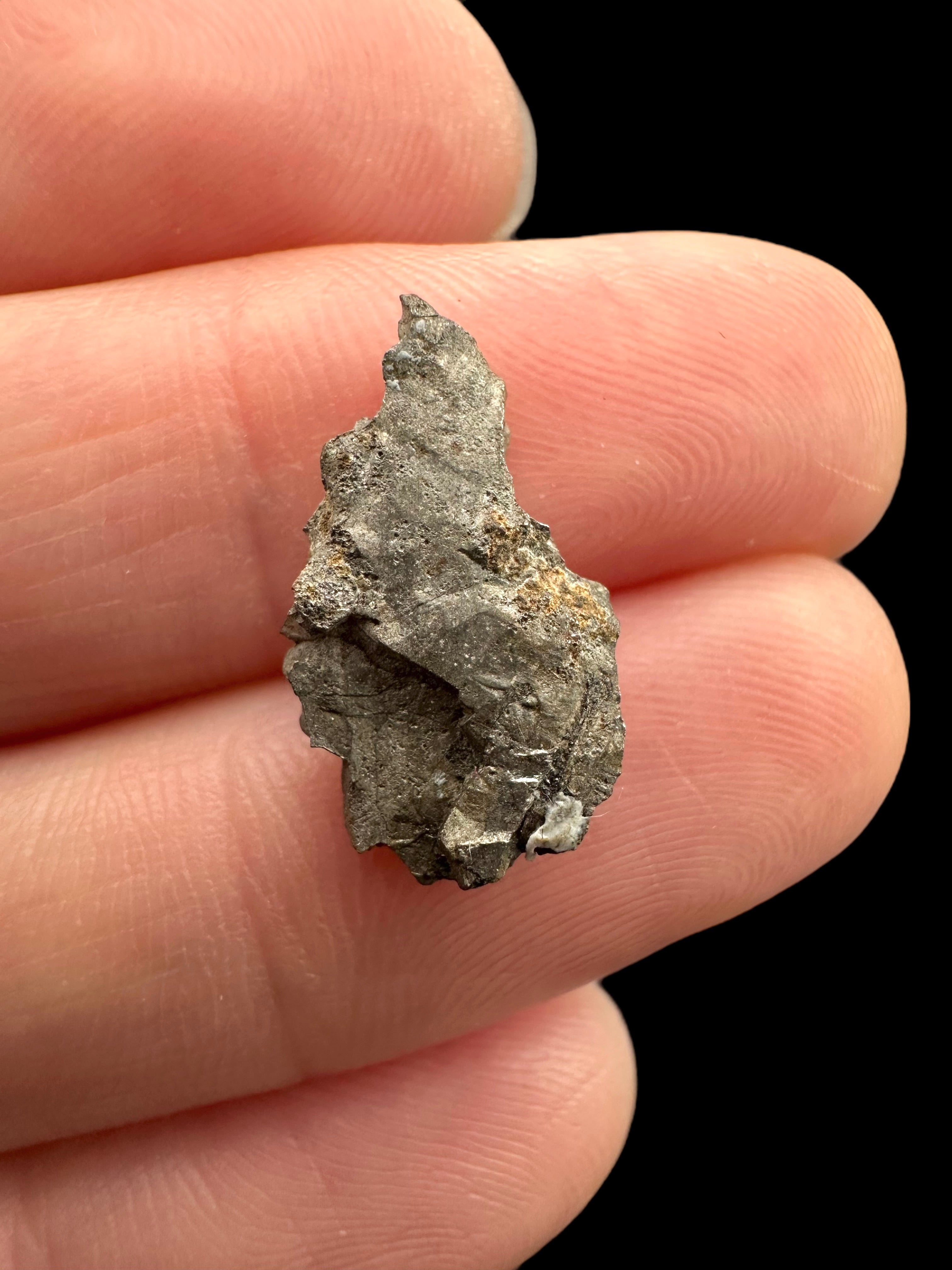 Meteorite Nantan 1,7g – Guangxi, China - MENA22