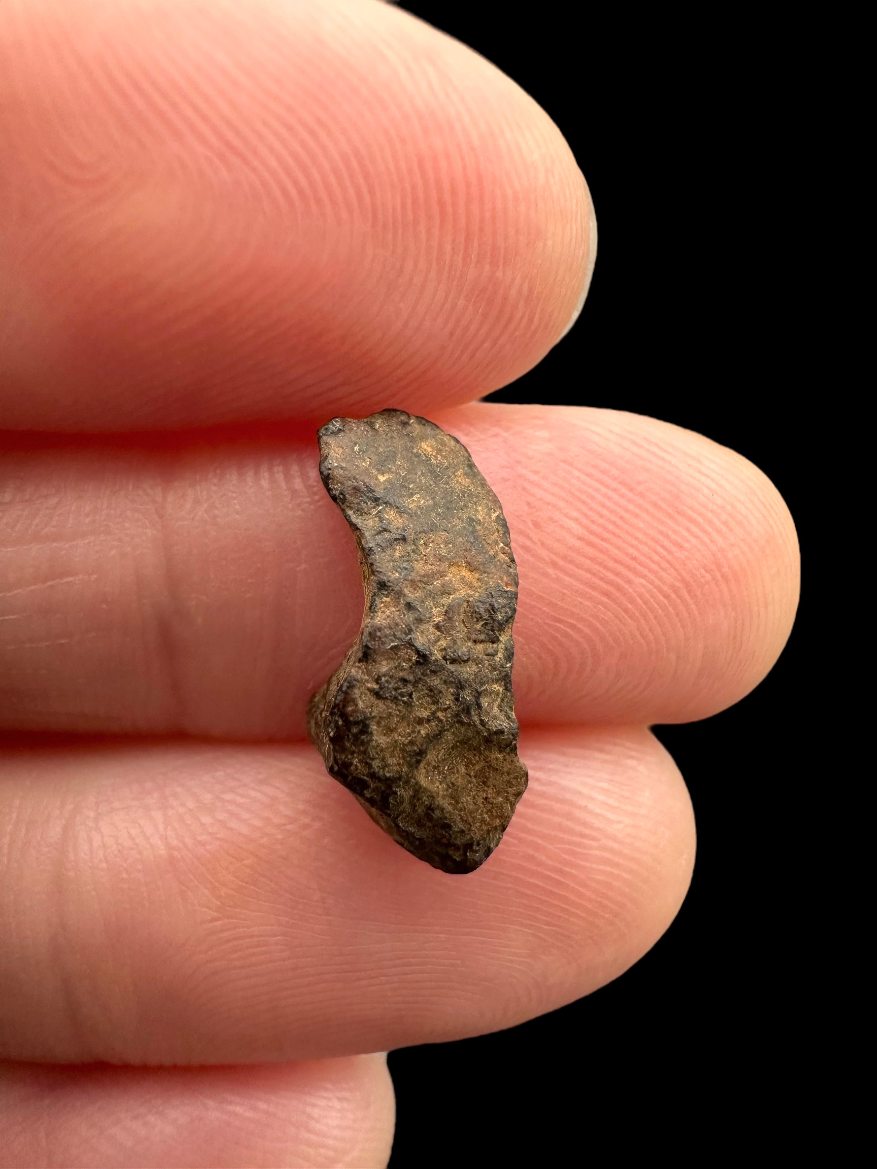 Meteorite Agoudal "Imilchil" 1,2g – Morocco - MEAG18