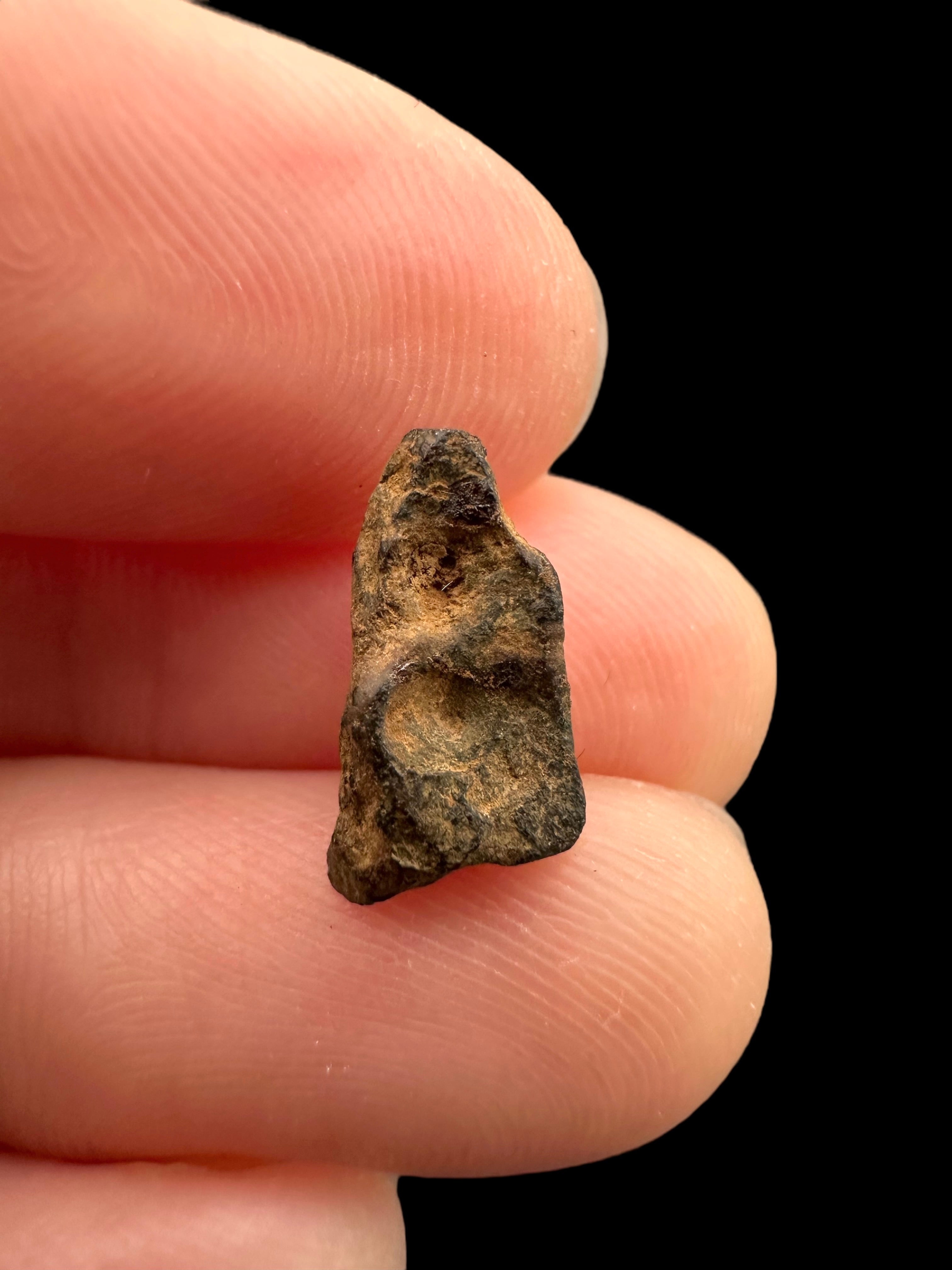Meteorite Agoudal "Imilchil" 1g – Morocco - MEAG20