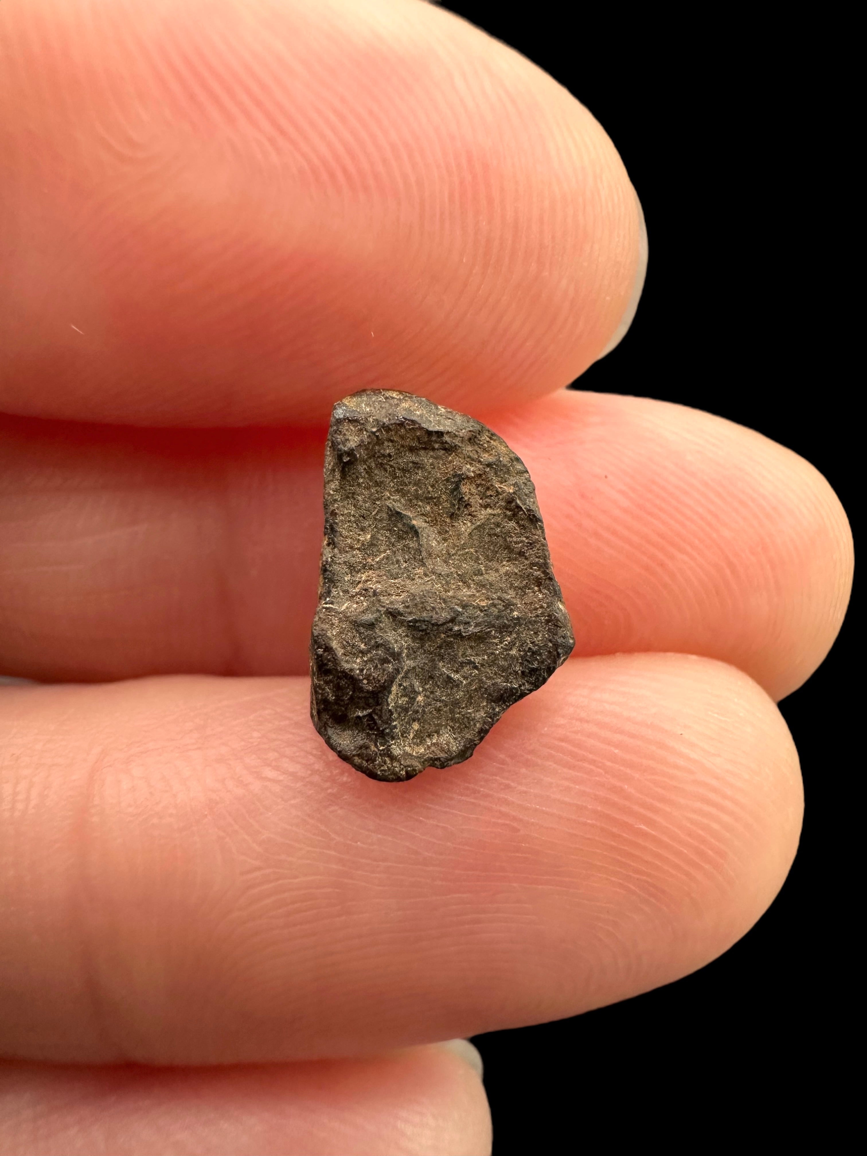 Meteorite Agoudal "Imilchil" 1,3g – Morocco - MEAG22