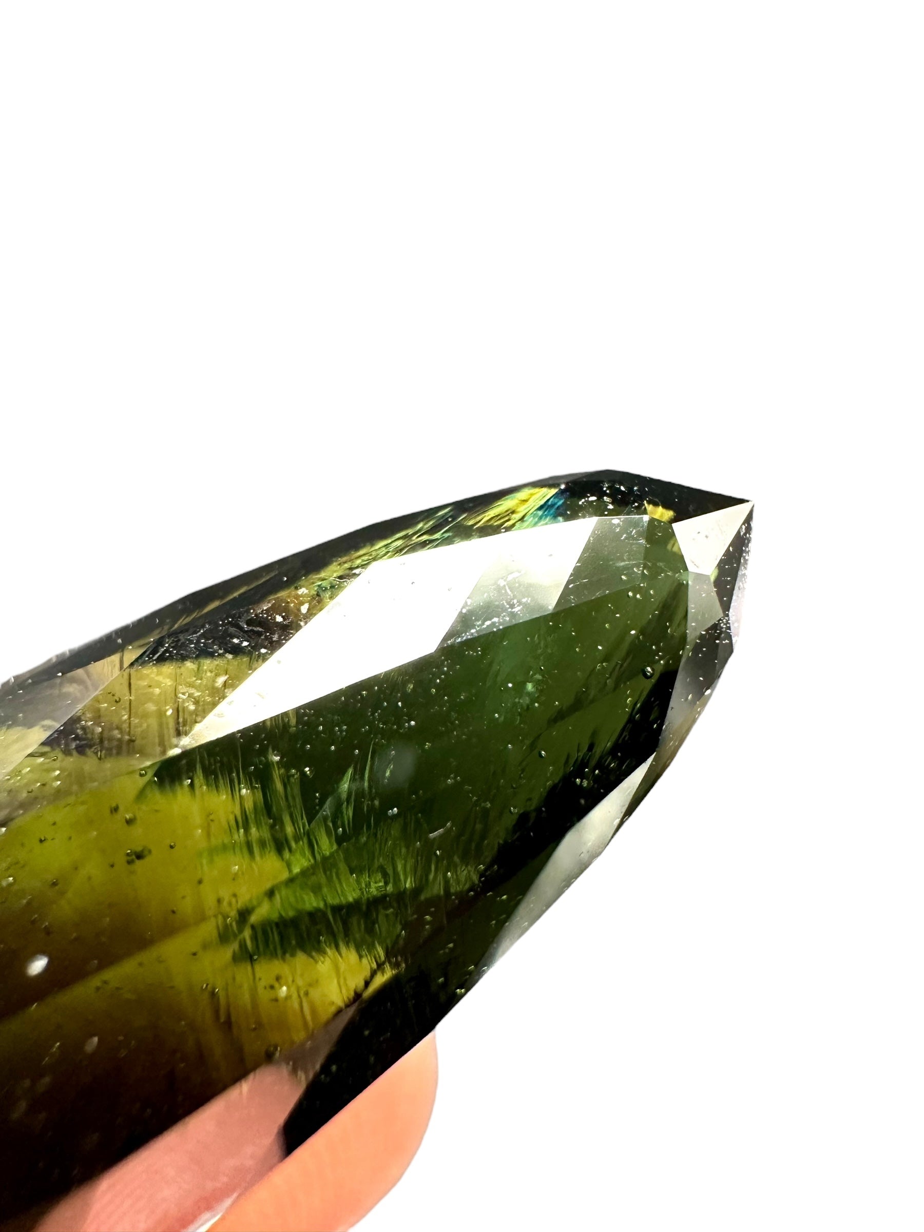 Faceted moldavite Vortex Drop 74ct – 187 facets - BV046