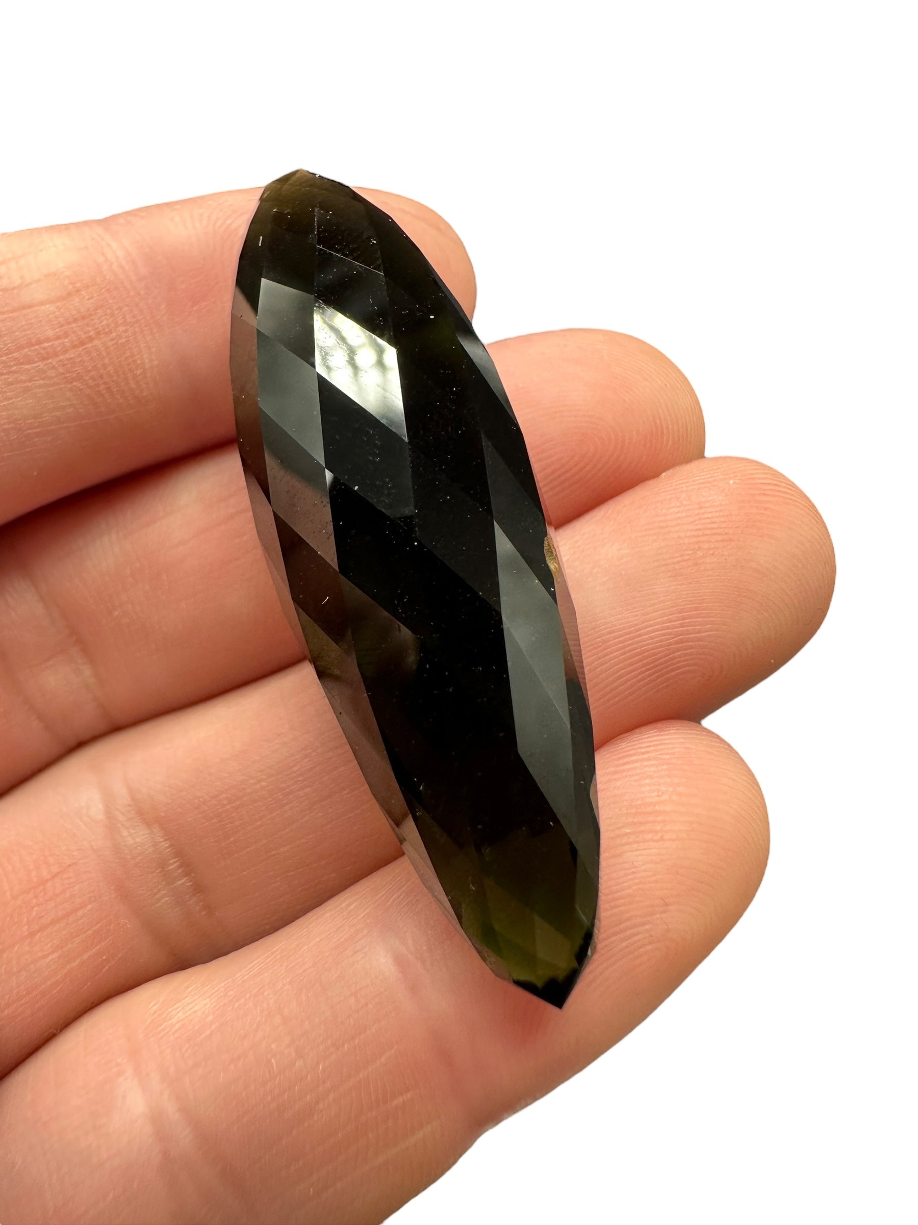 Faceted moldavite Vortex Drop 74ct – 187 facets - BV046