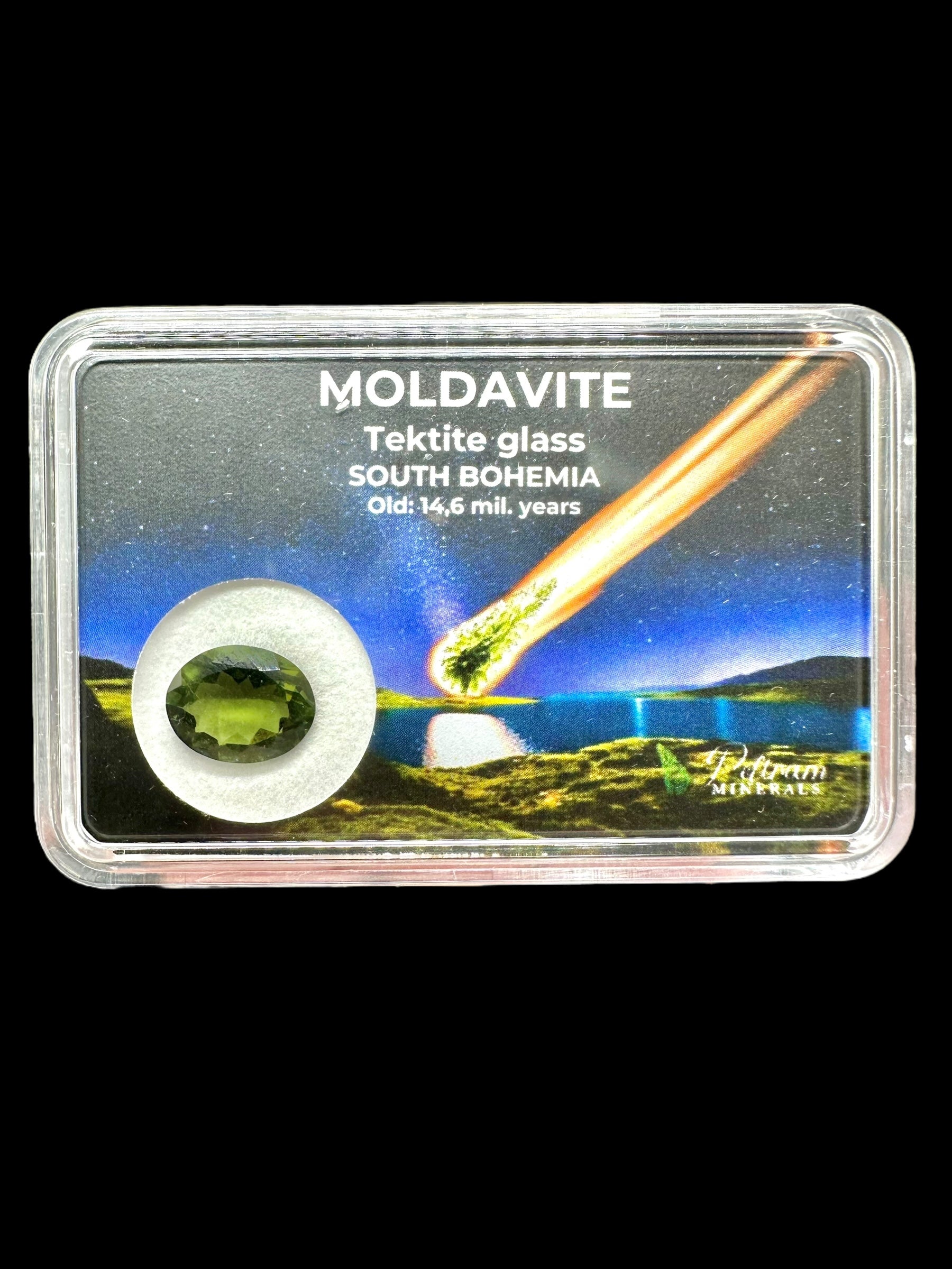 Faceted moldavite in box 1,85ct