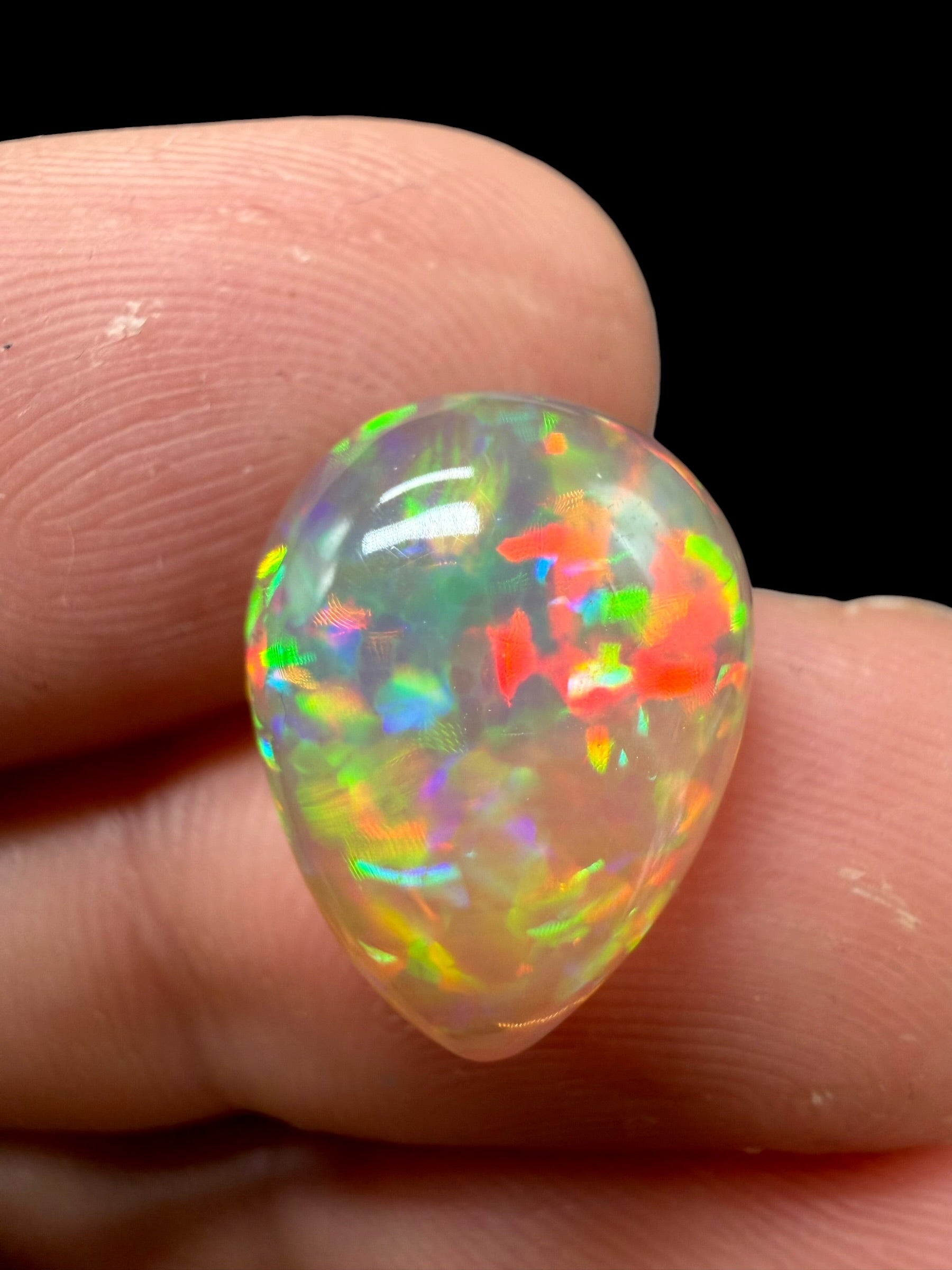Precious opal cabochon 4,6ct – Welo, Ethiopia - OPK023