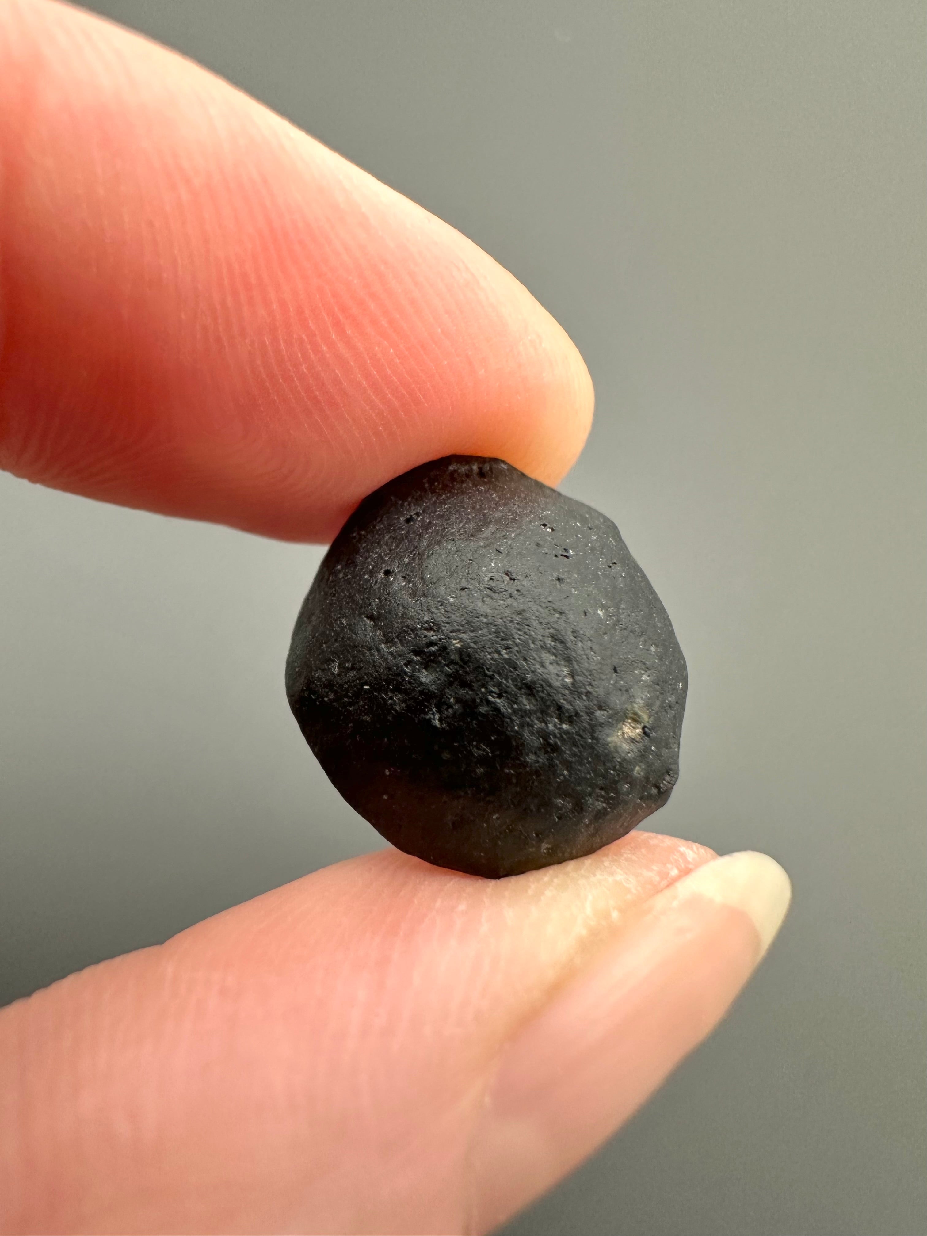 Australite "button" 2,3g – Kalgoorlie, Western Australia - AU043