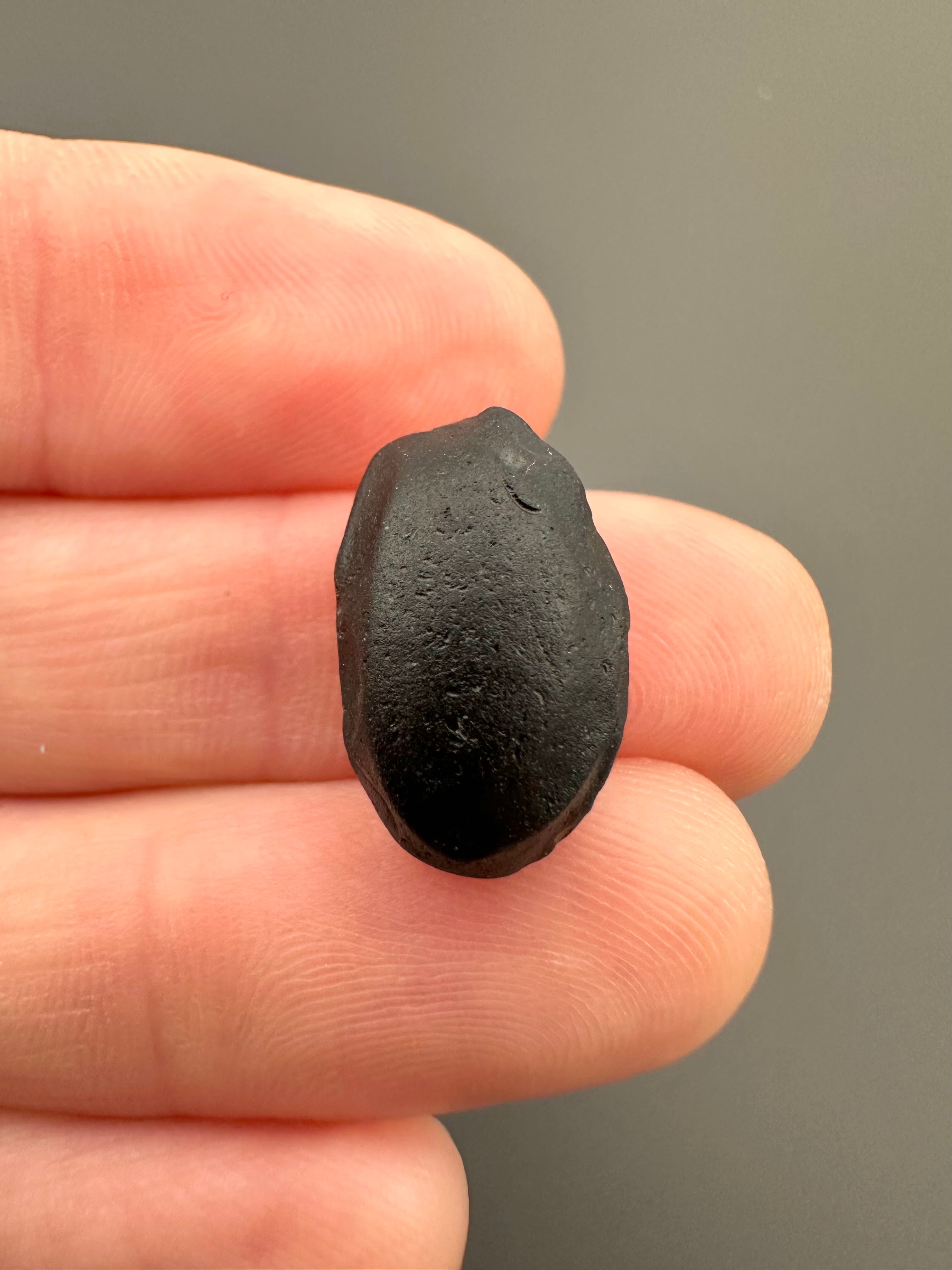 Australite "button" 1,4g – Kalgoorlie, Western Australia - AU044