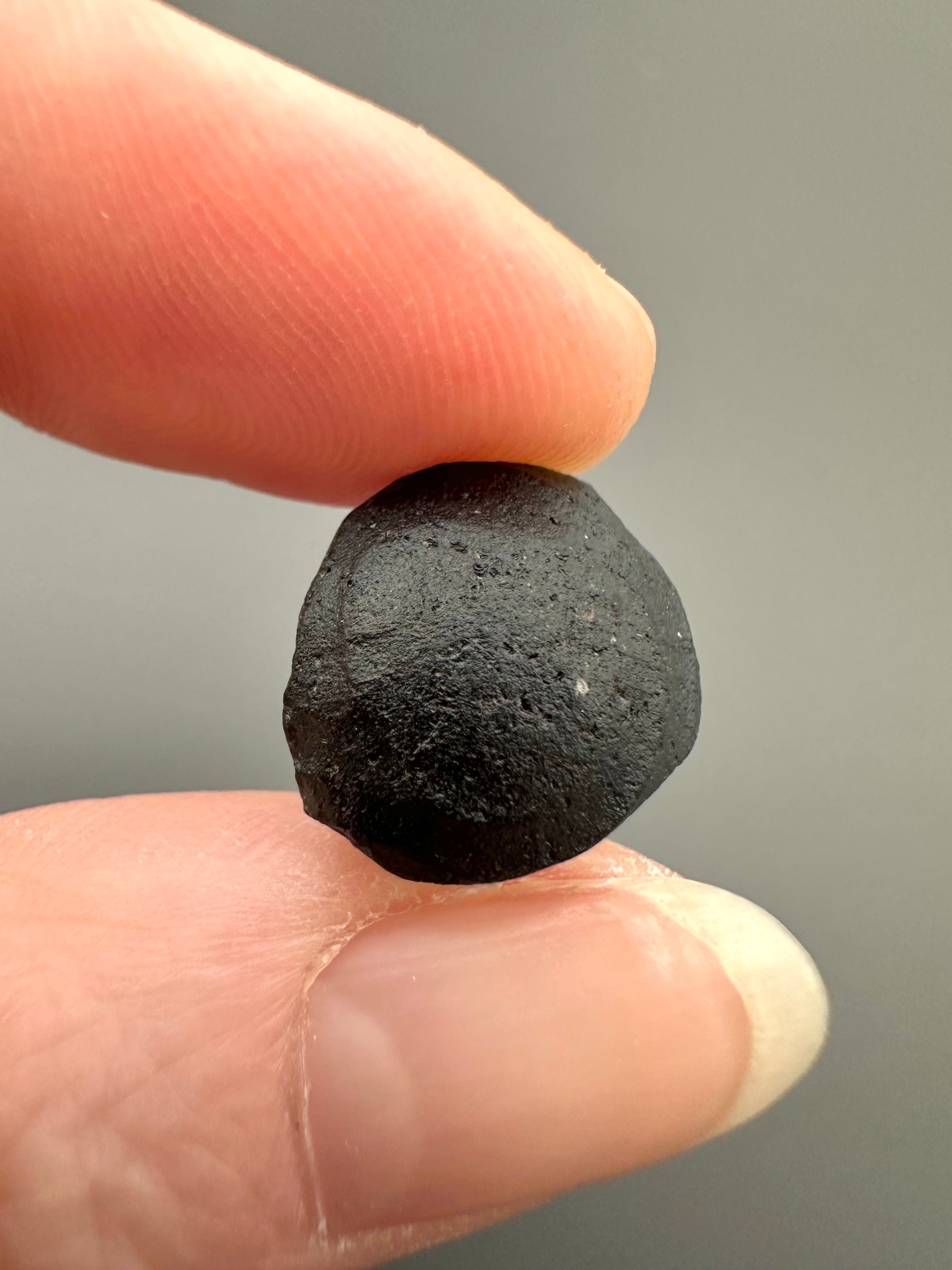 Australite "button" 1,8g – Kalgoorlie, Western Australia - AU045