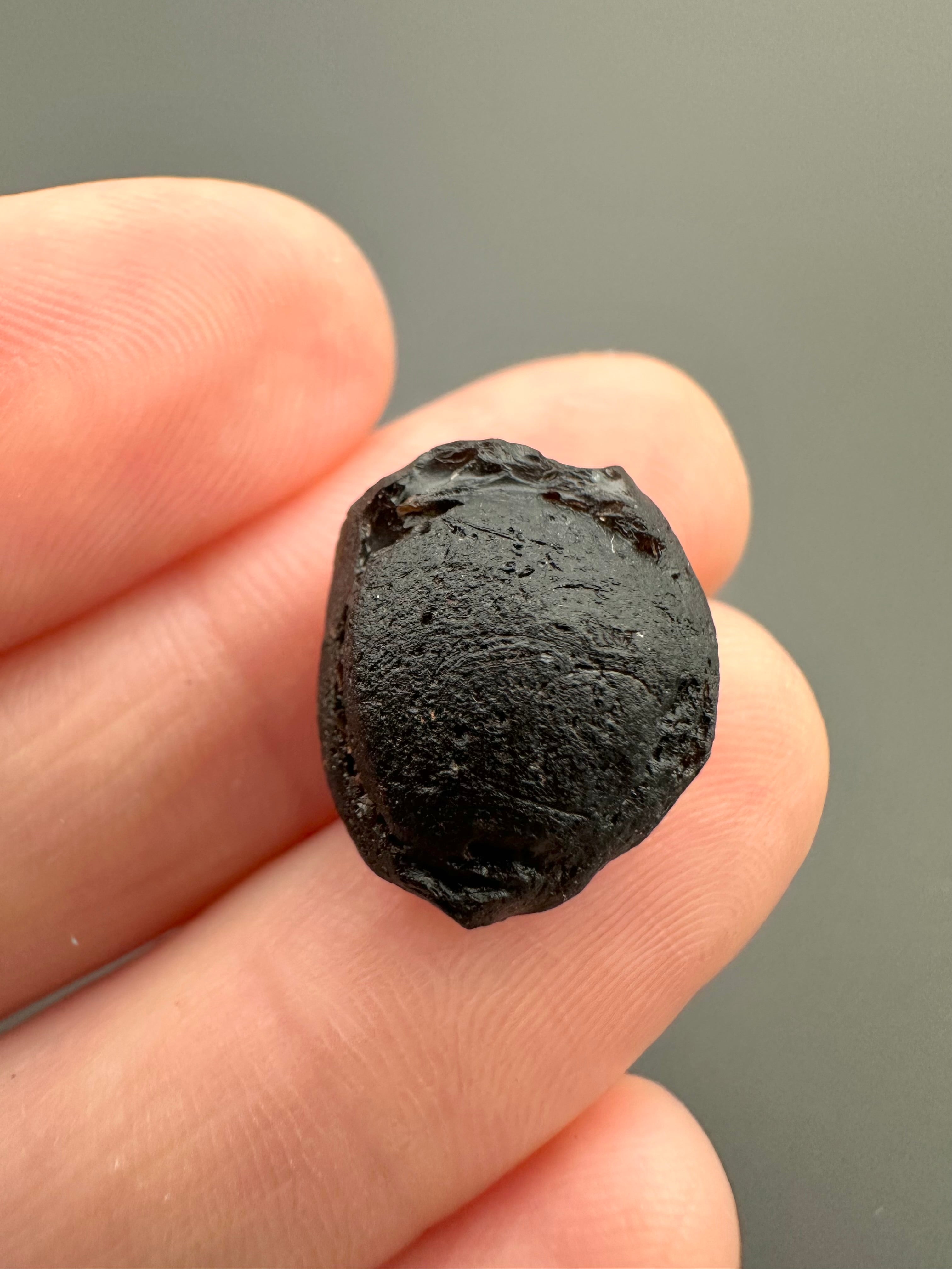 Australite "button" 1,8g – Kalgoorlie, Western Australia - AU045