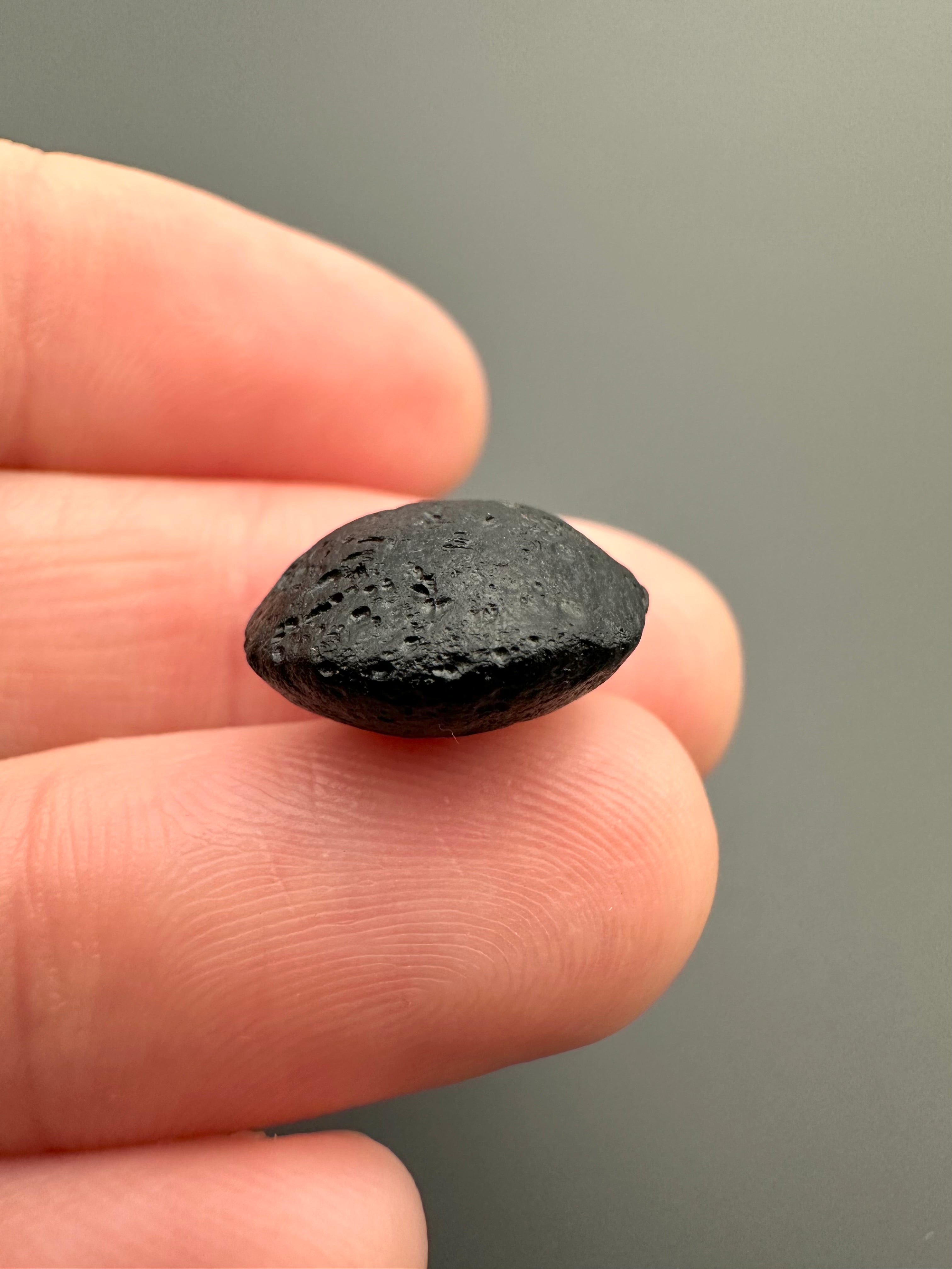 Australite "button" 1,7g – Kalgoorlie, Western Australia - AU049