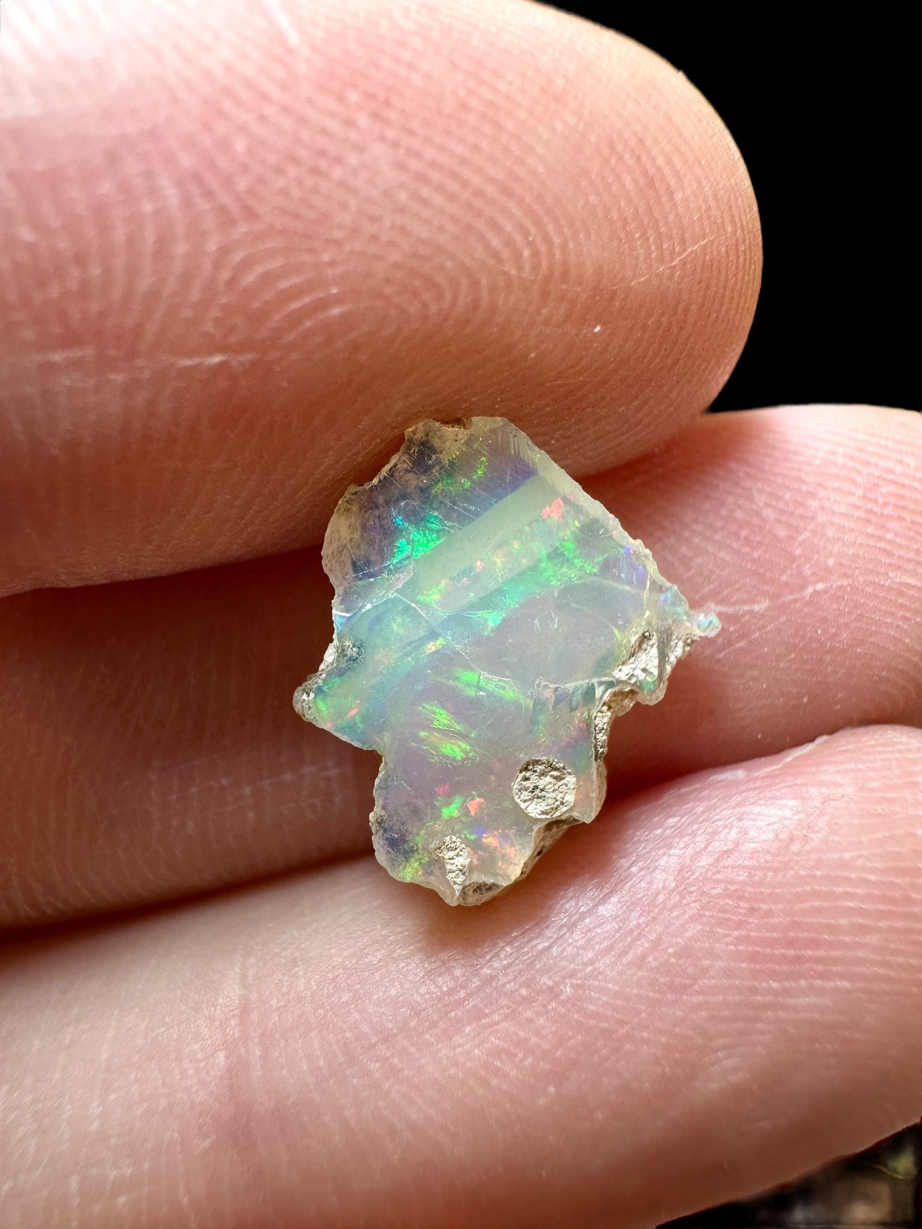 Precious opal 2ct – Welo, Ethiopia - OP177